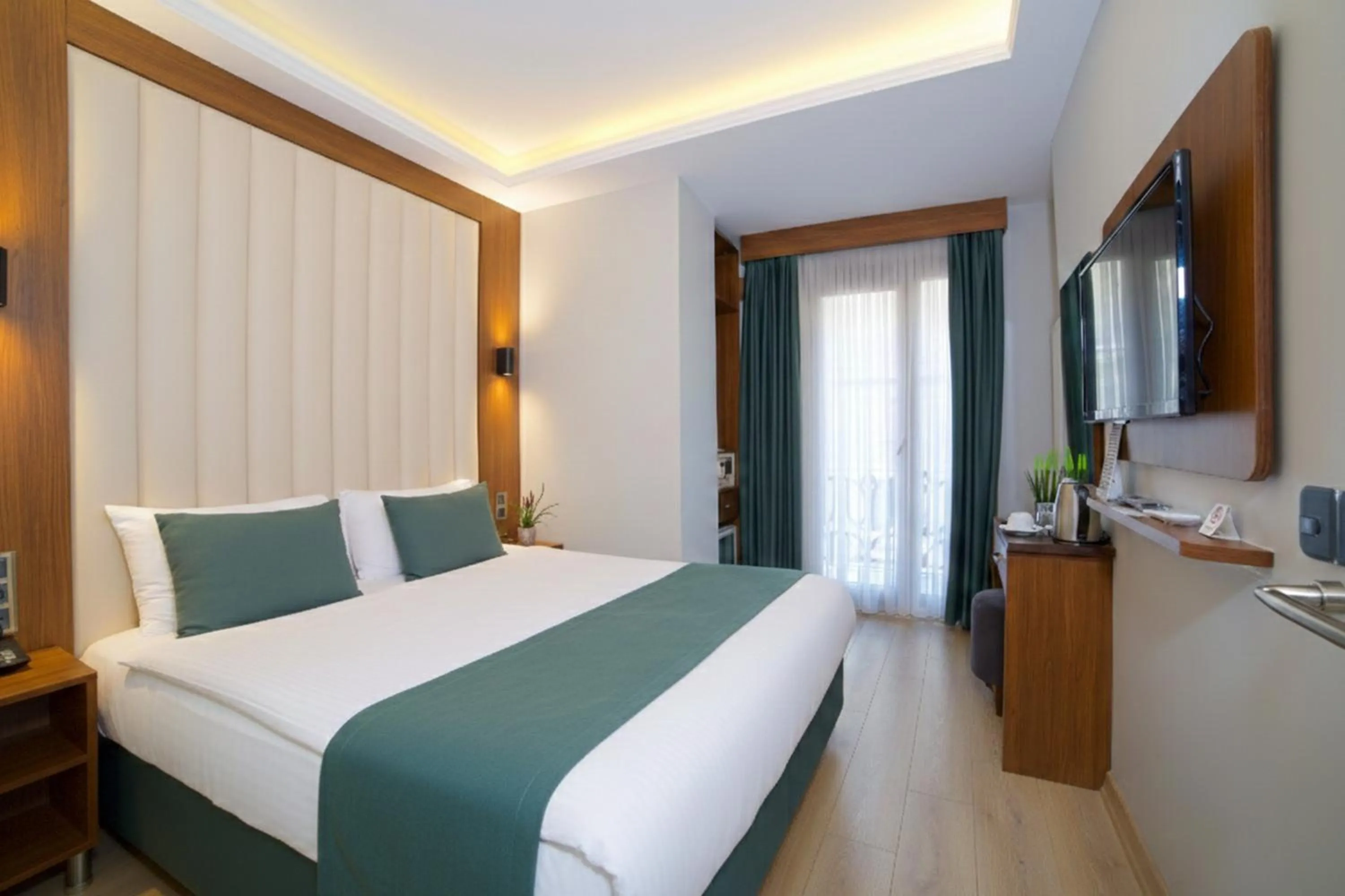 Photo of the whole room, Bed in Hotel Black Tulip