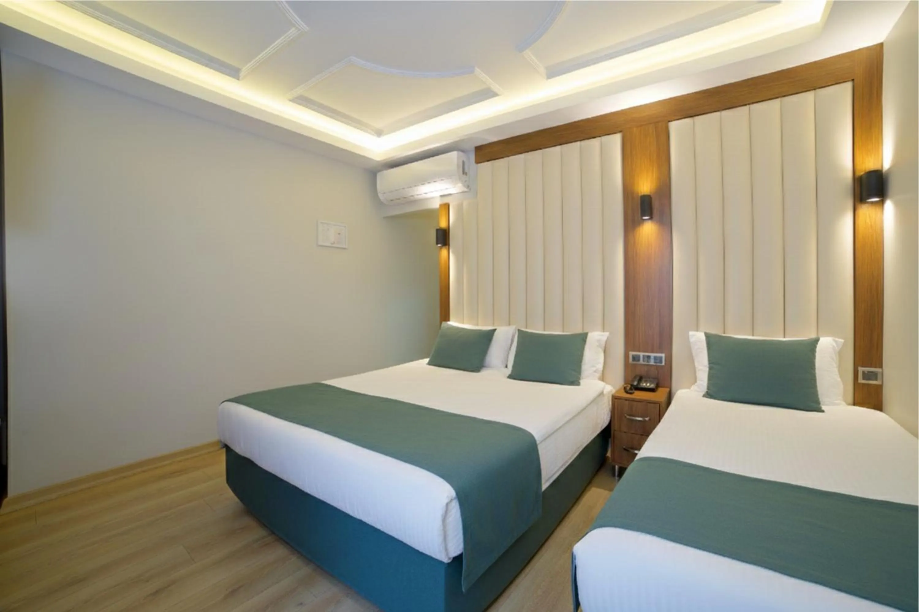 Photo of the whole room, Bed in Hotel Black Tulip