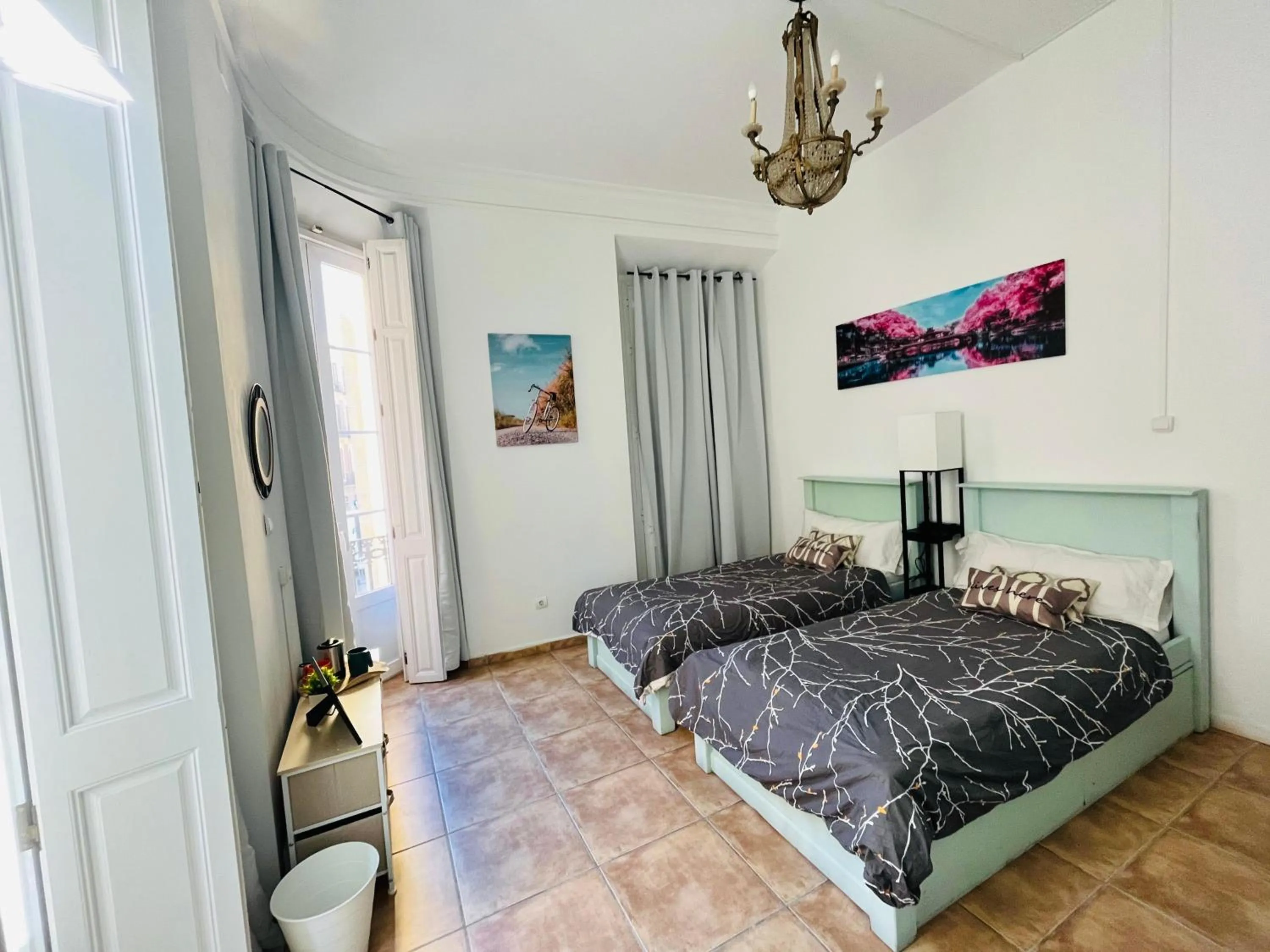M-Rooms