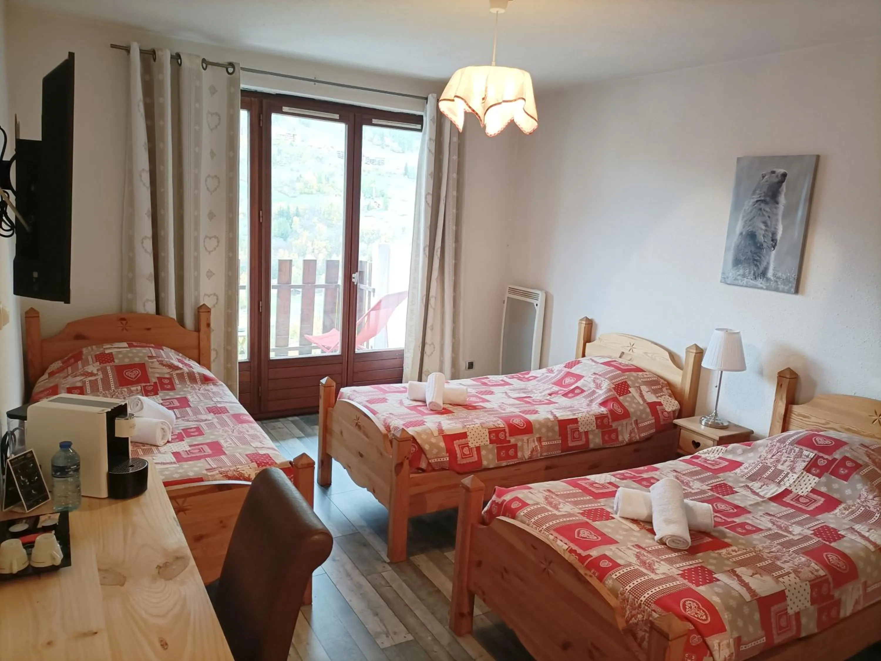 Bed in Hotel Plein Soleil