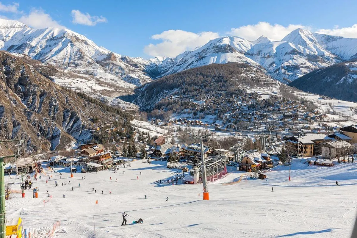 Skiing in Hotel Plein Soleil