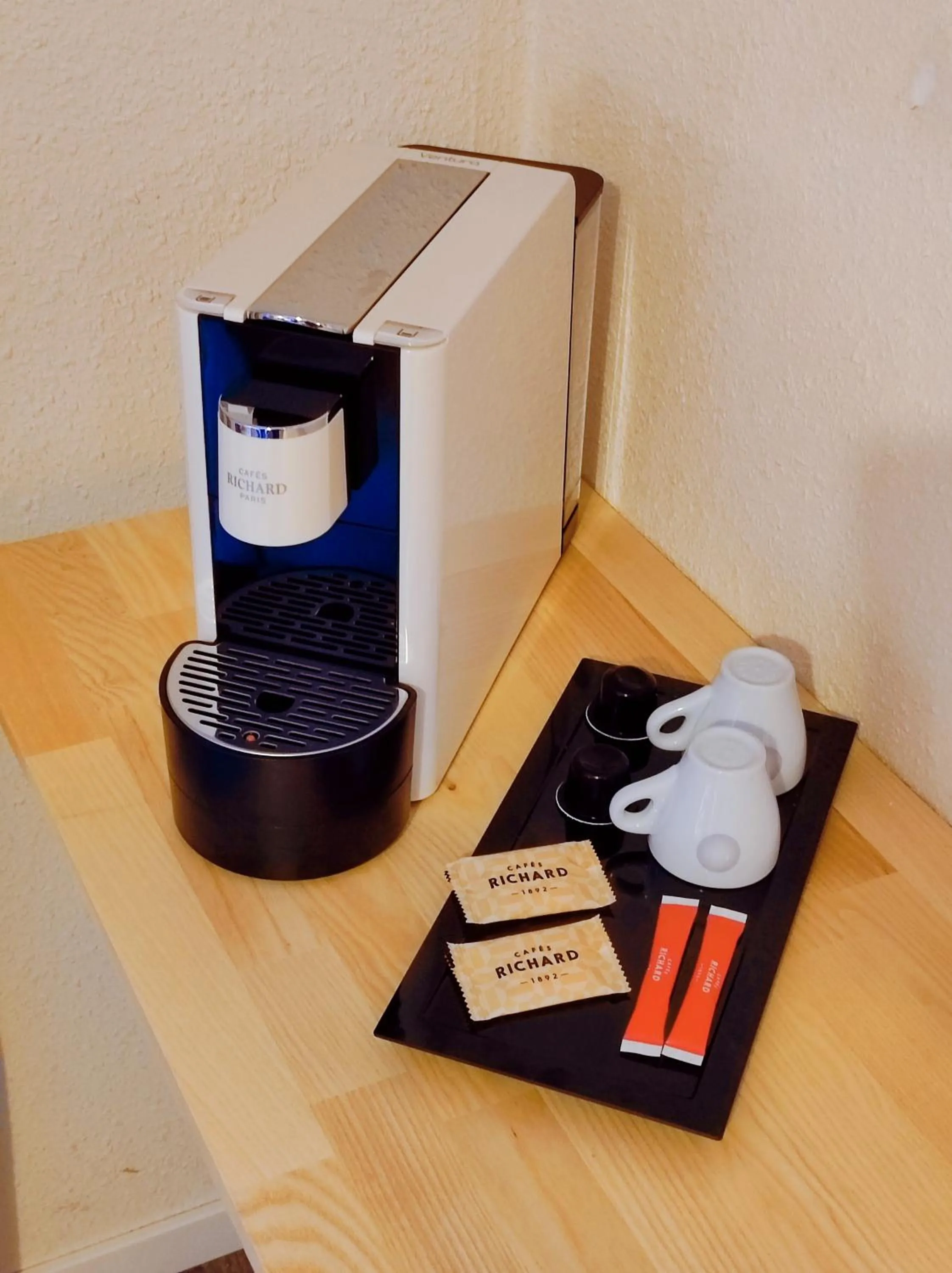 Coffee/tea facilities in Hotel Plein Soleil