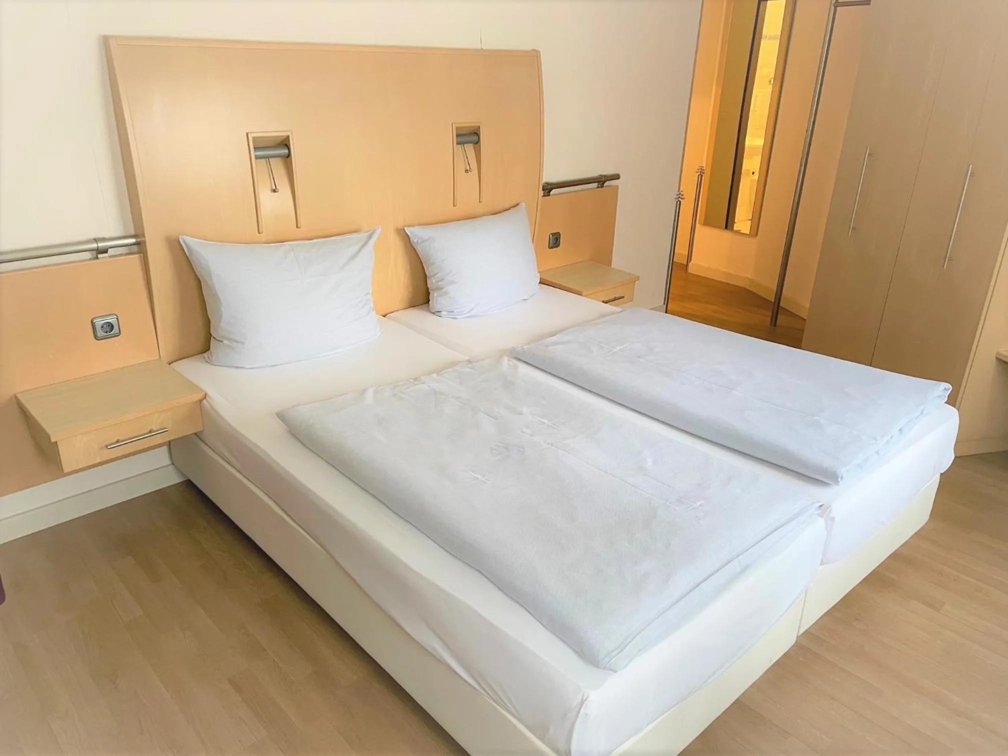 Photo of the whole room, Bed in Park Hotel am Berliner Tor