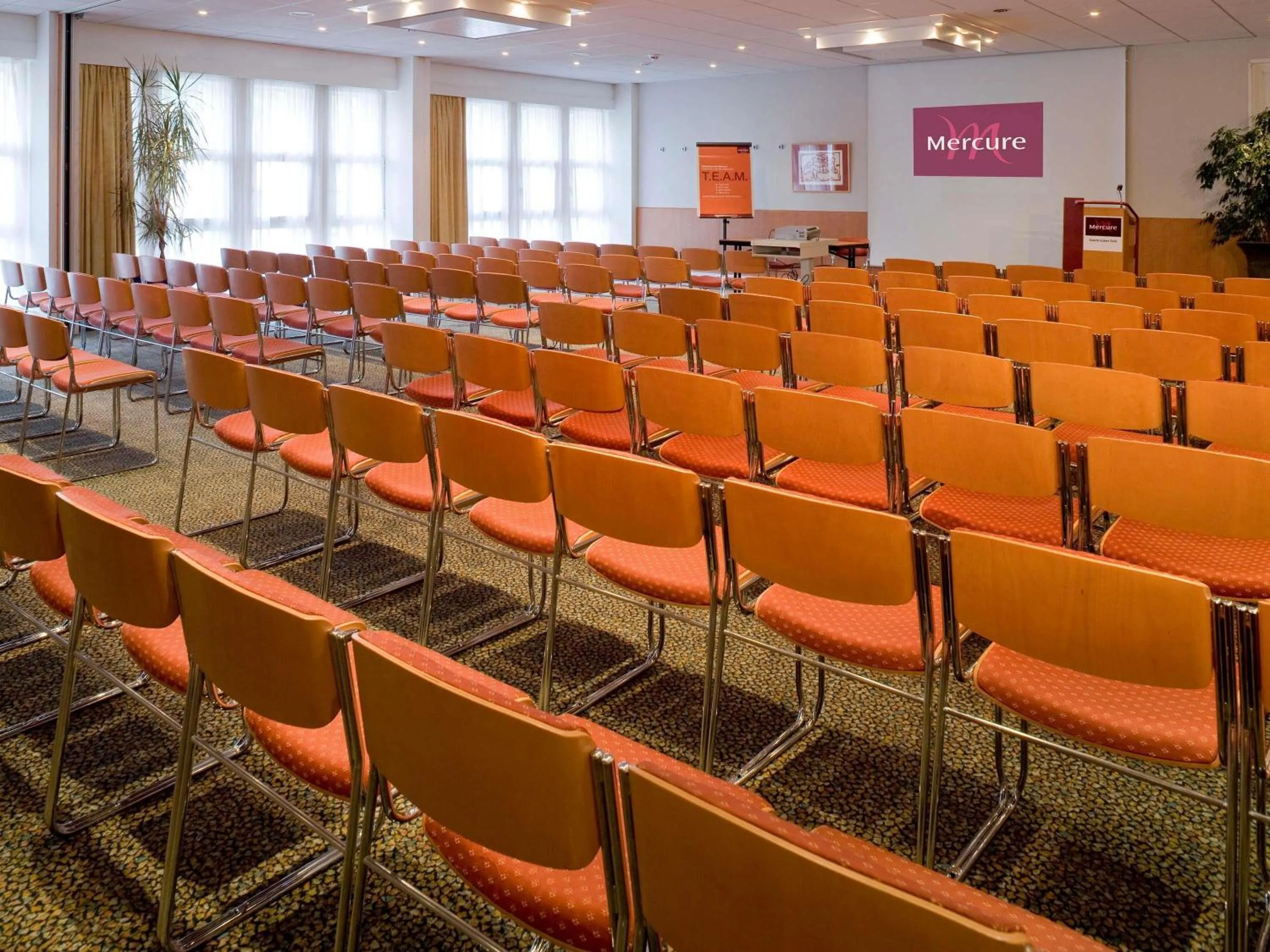 Meeting/conference room in Mercure Hotel Saarbrücken Süd