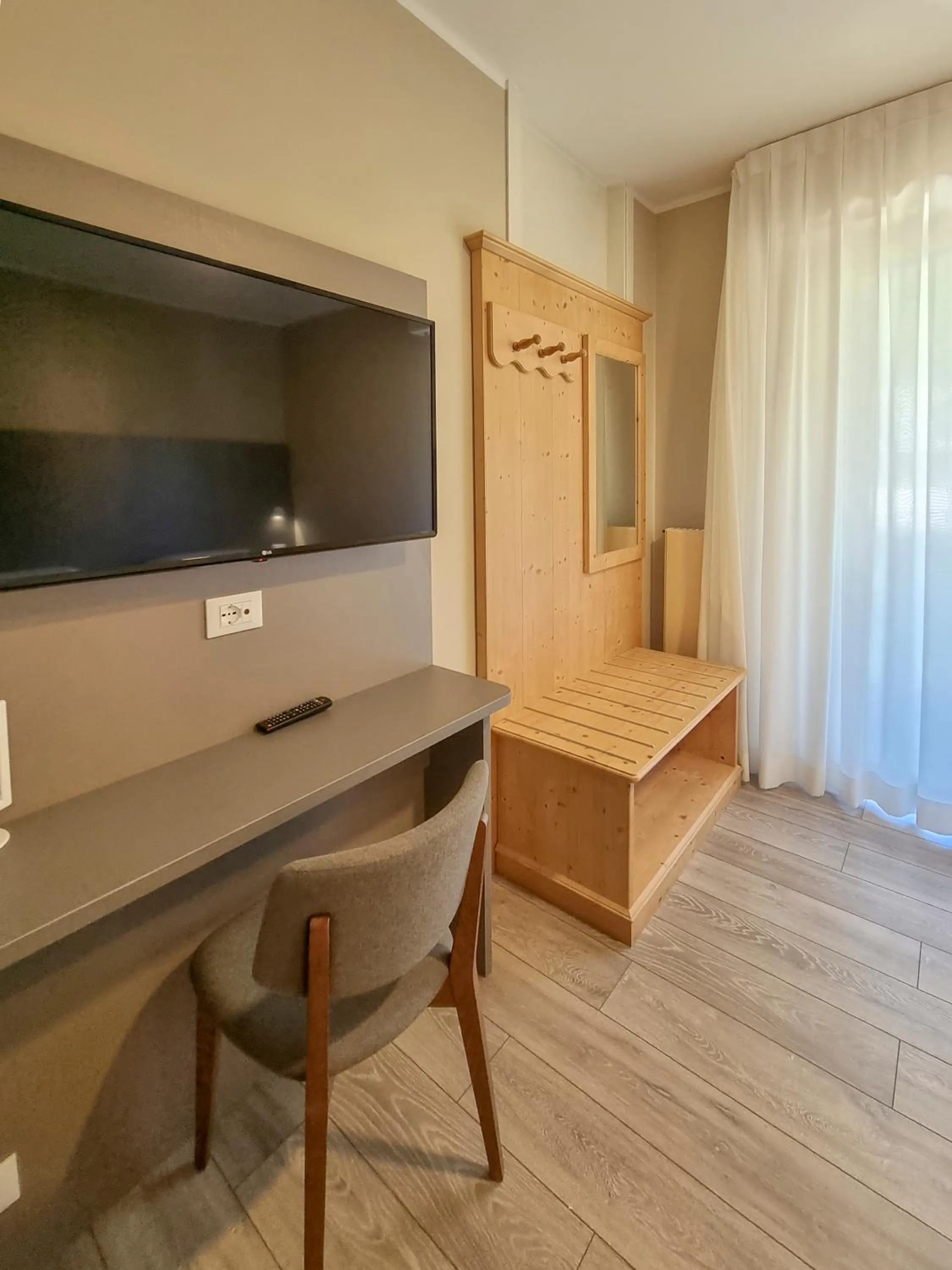 TV and multimedia in Hotel Alla Fonte