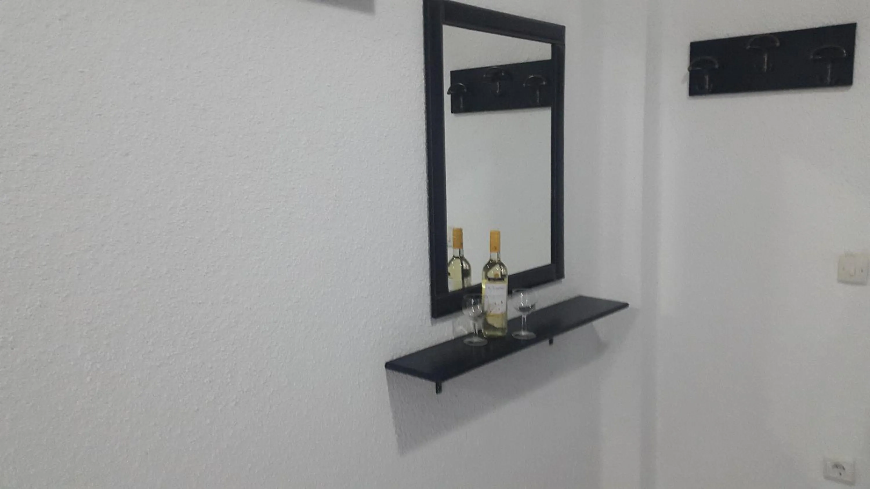 Photo of the whole room in Tassos 2