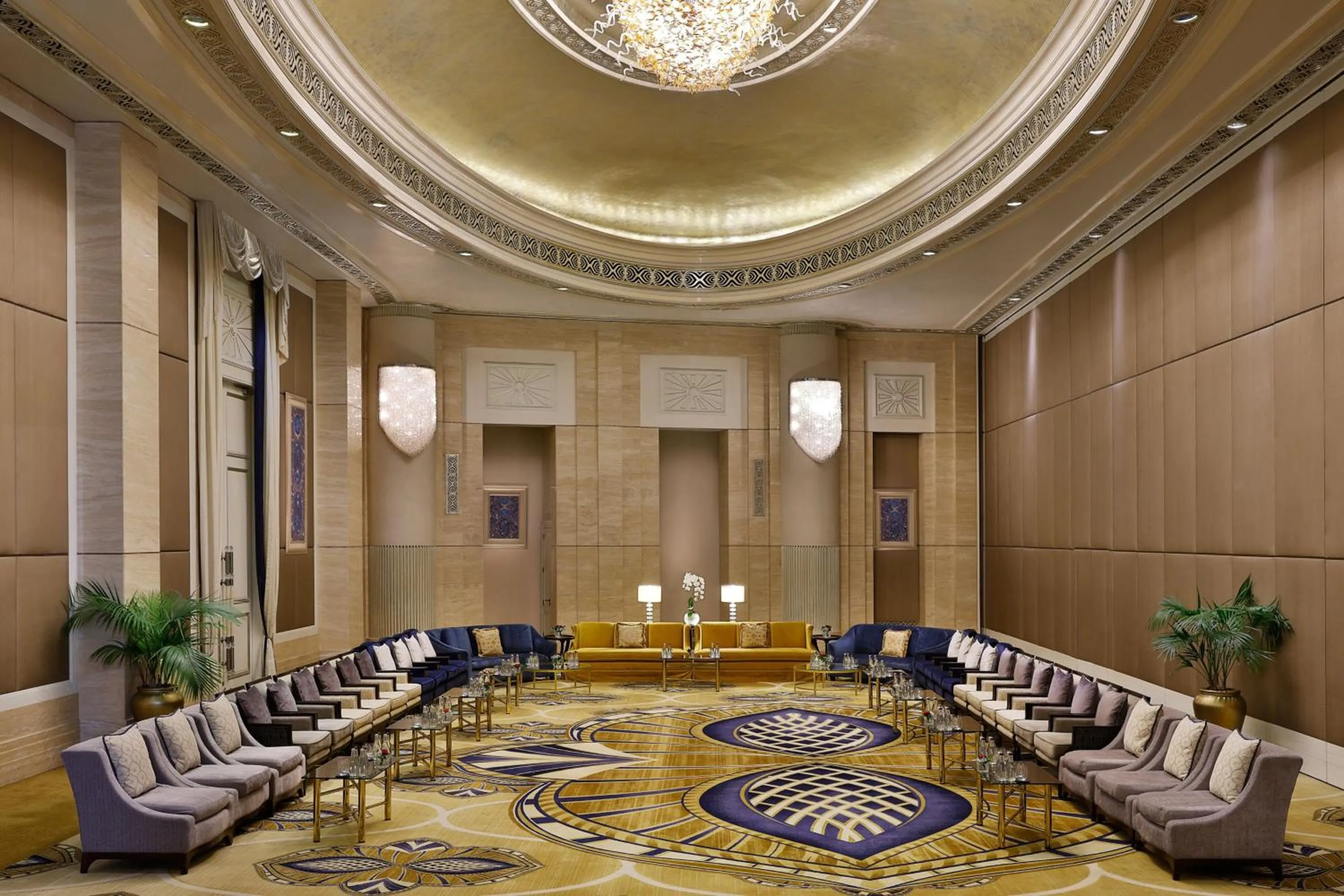 Meeting/conference room in The St. Regis Abu Dhabi