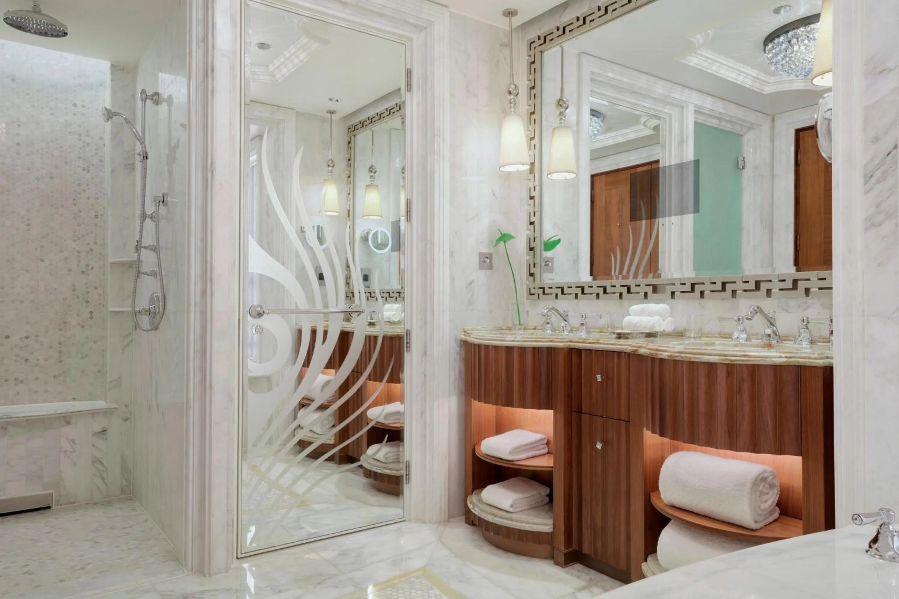 Bathroom in The St. Regis Abu Dhabi