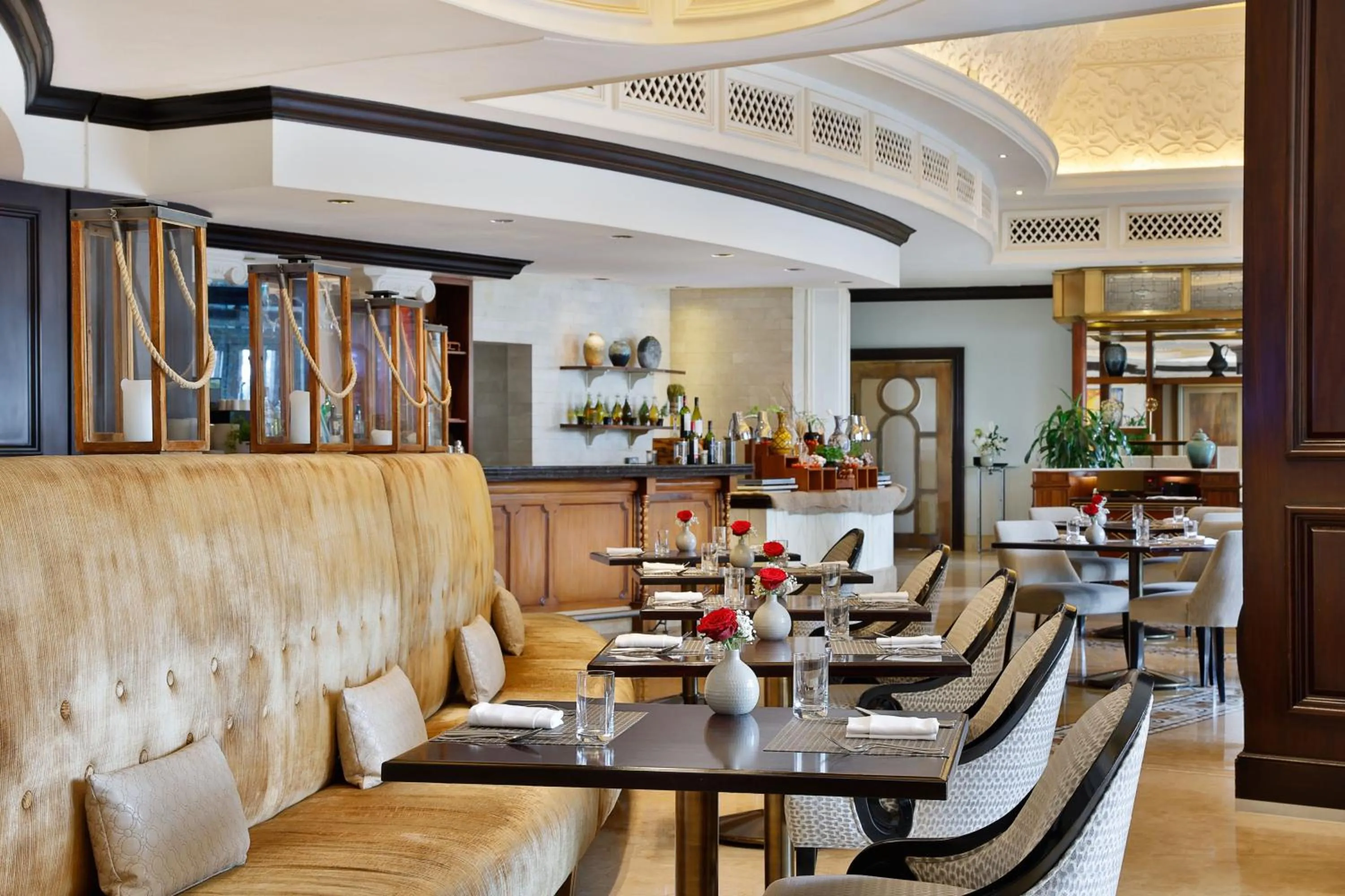 Restaurant/places to eat in The St. Regis Abu Dhabi