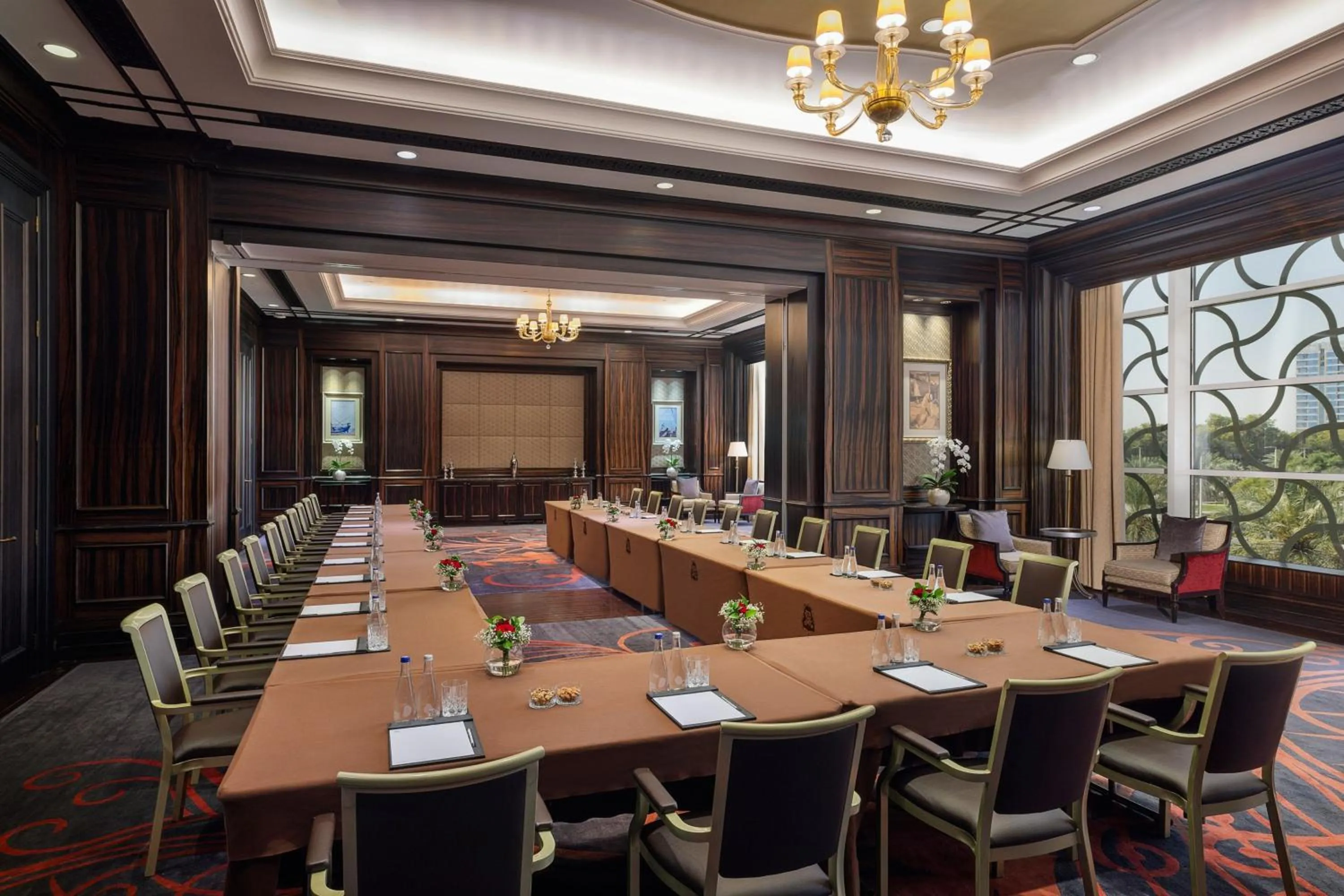 Meeting/conference room in The St. Regis Abu Dhabi
