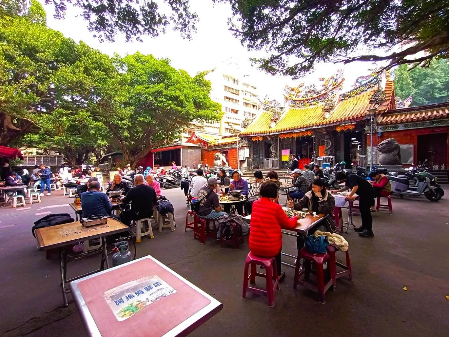 Nearby landmark in V-one Vogue Hotel