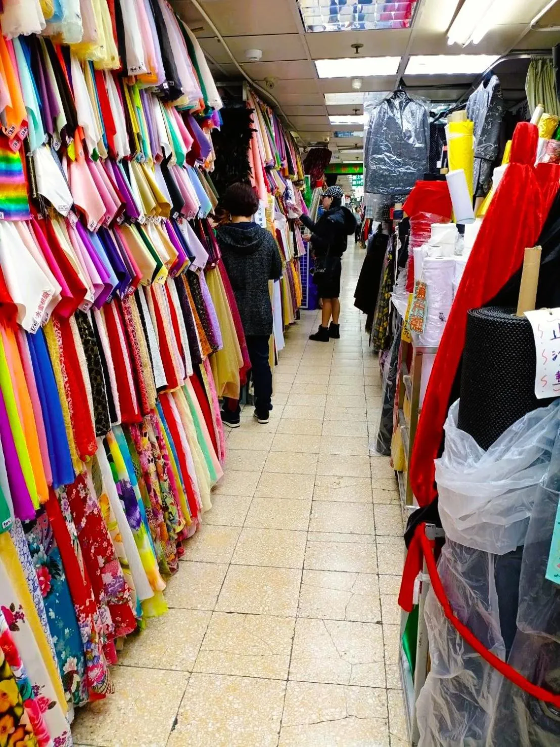 Nearby landmark in V-one Vogue Hotel