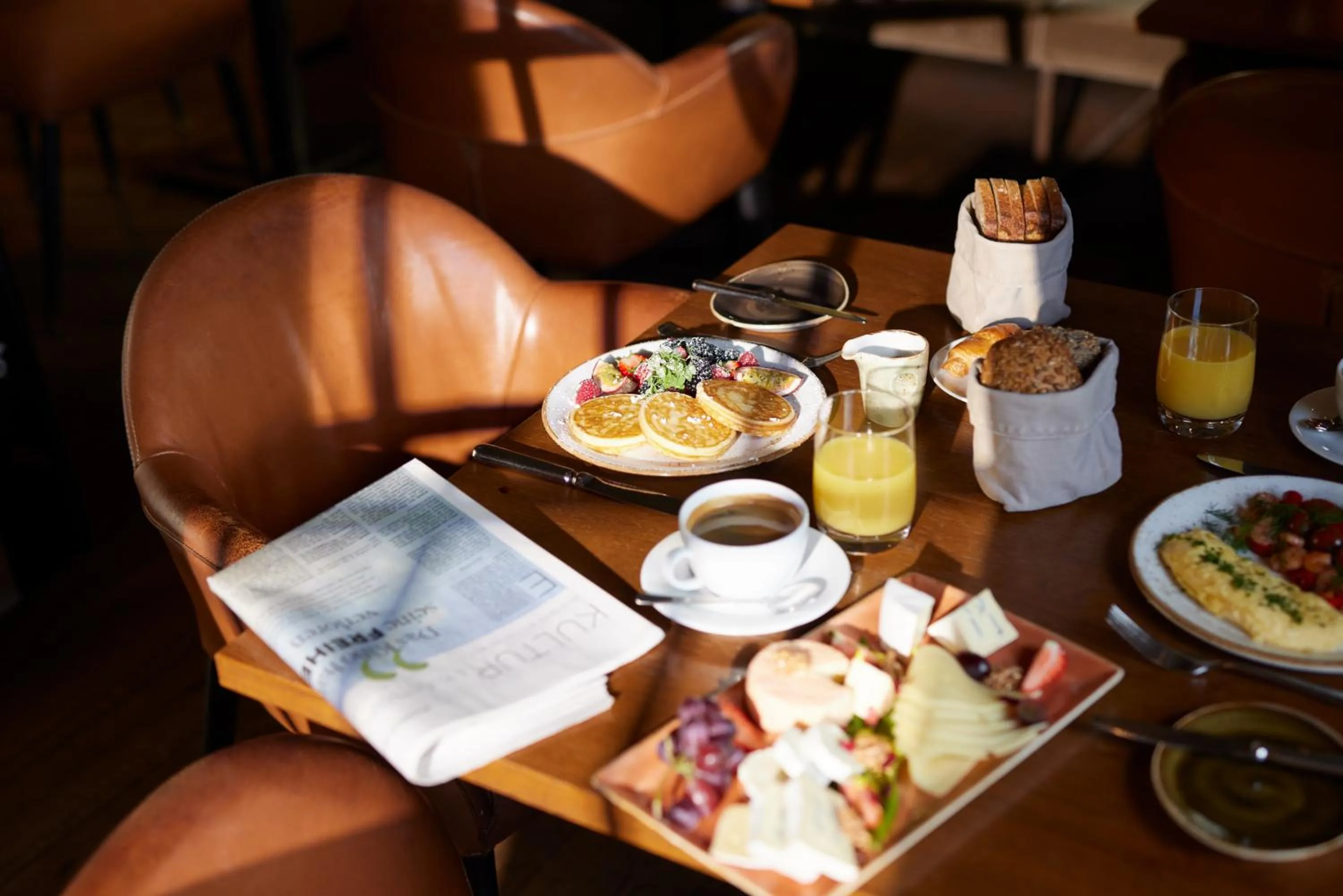 Restaurant/places to eat in Gastwerk Hotel Hamburg