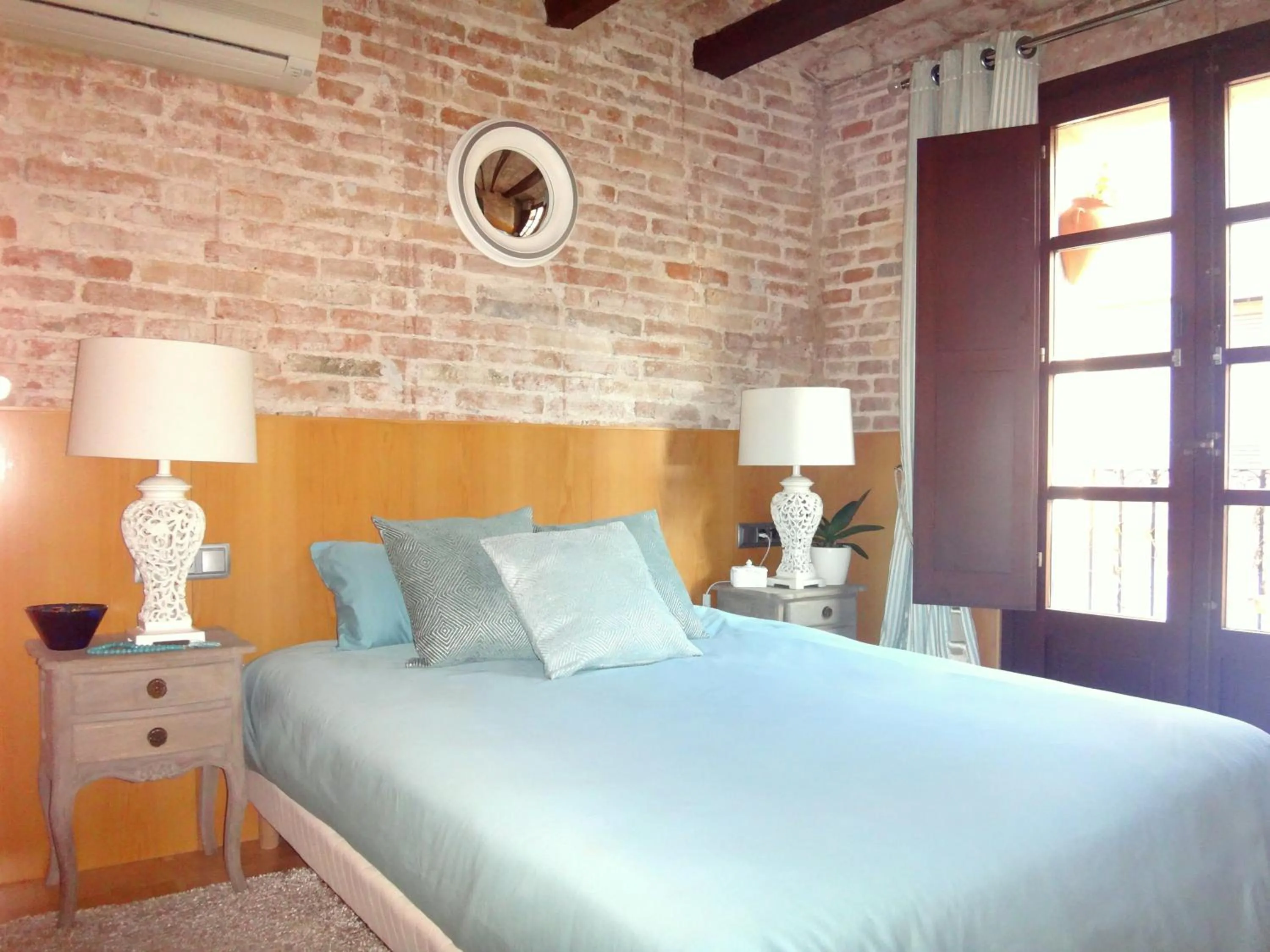 Bed in Lux Apartments Barcelona