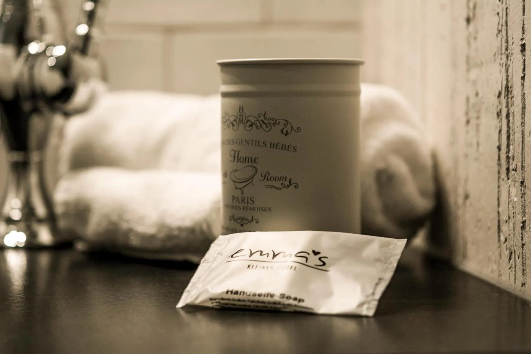 Bed in Emma's kleines Hotel