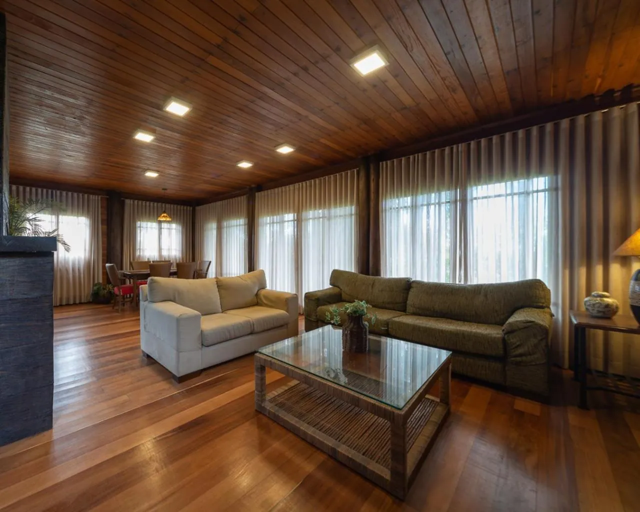 TV and multimedia in Aires de Patagonia