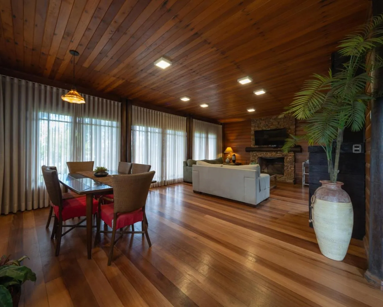 Dining area in Aires de Patagonia