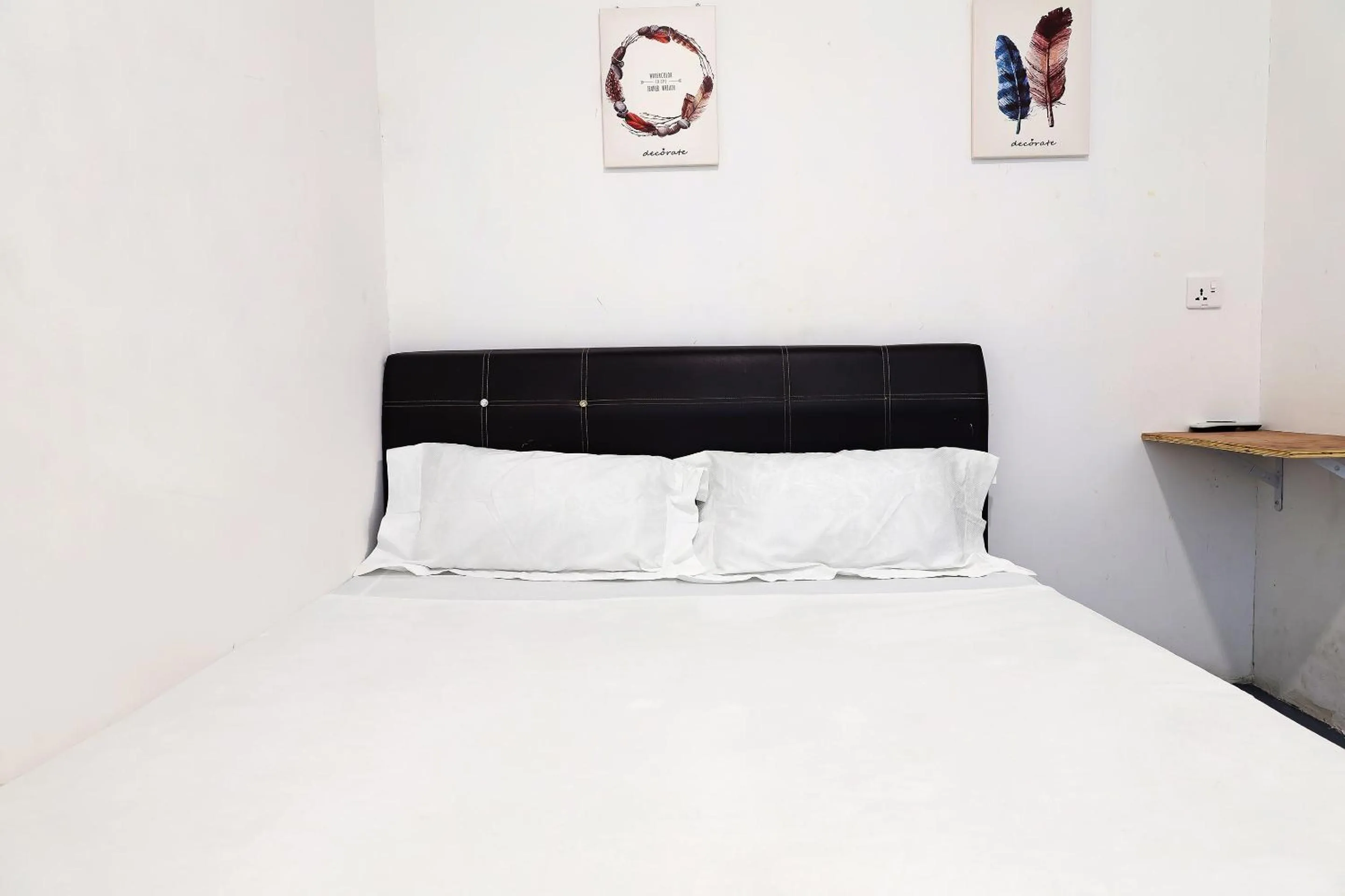 Bedroom, Bed in SPOT ON 89805 The Traveler Home