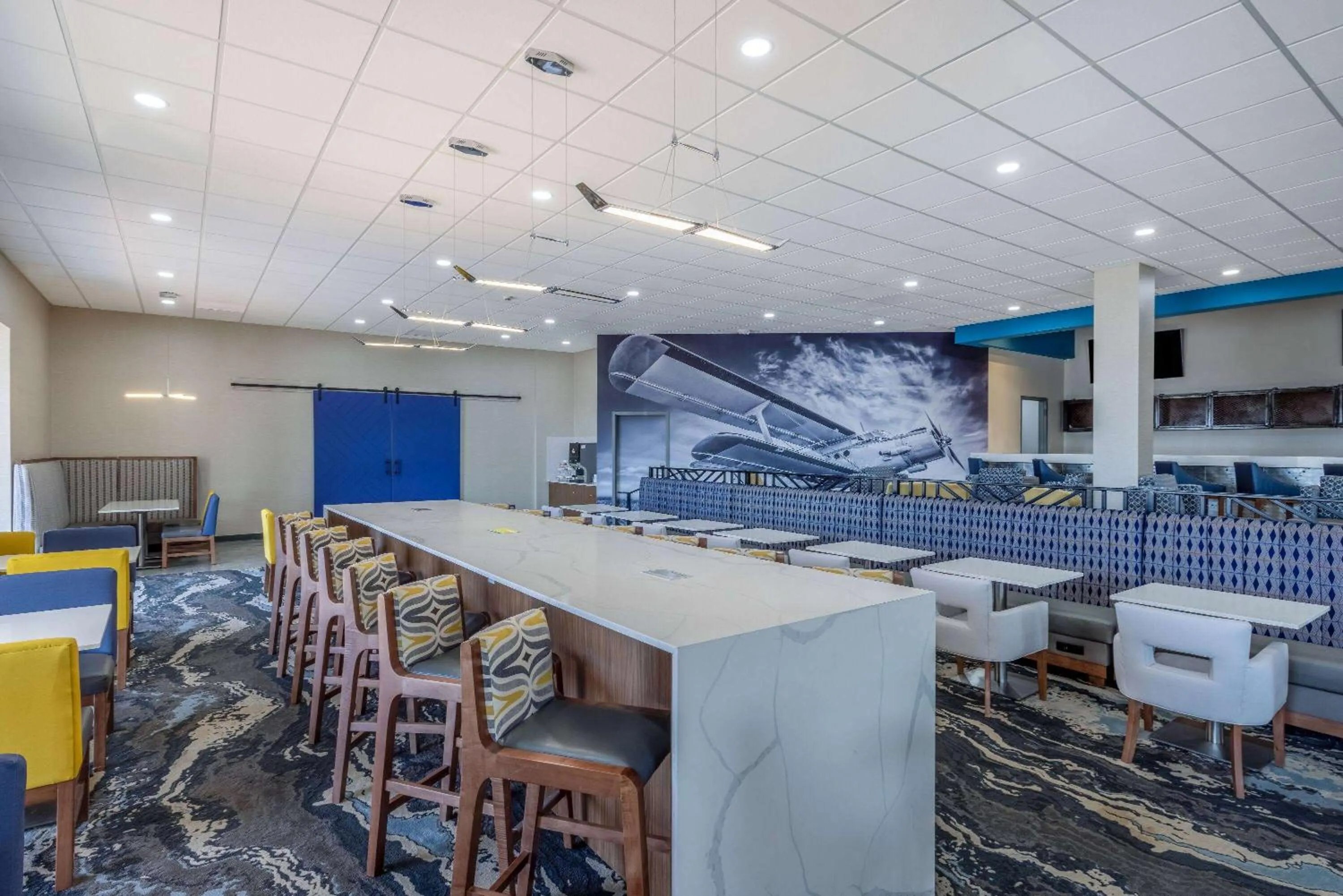 Lobby or reception in Wingate by Wyndham Wichita Airport