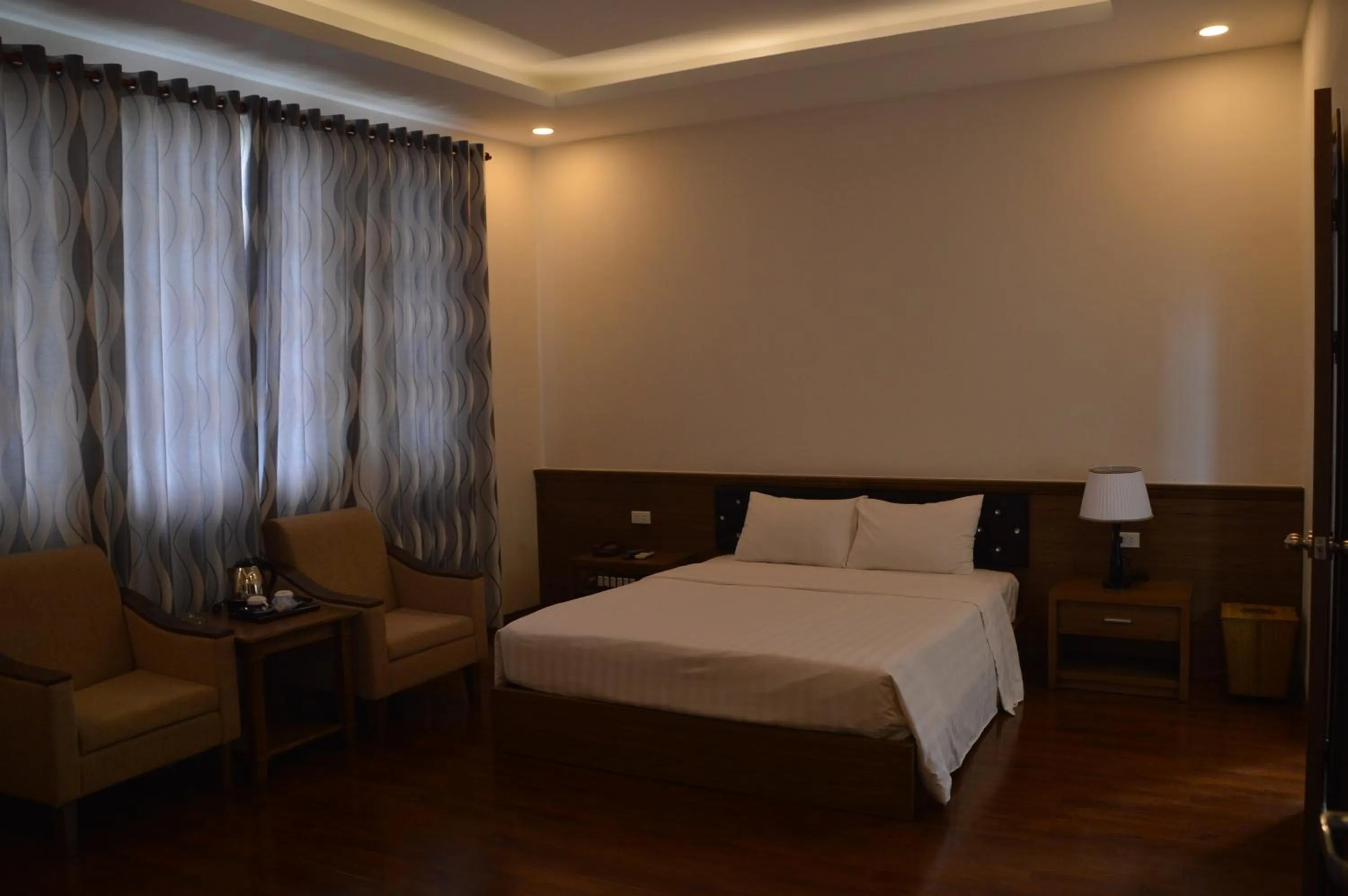 Bedroom, Bed in Phu Tho Hotel