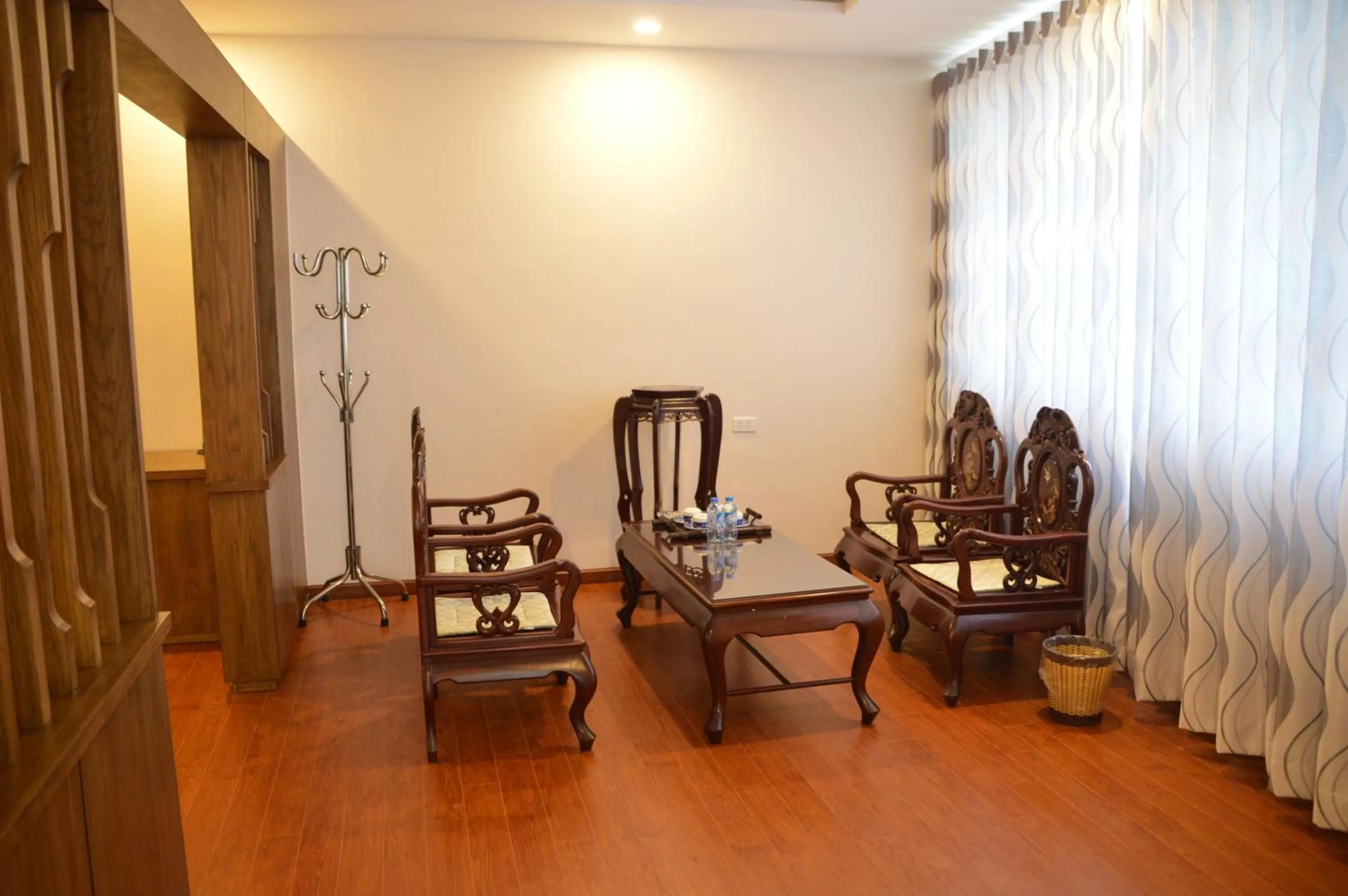 Seating area in Phu Tho Hotel