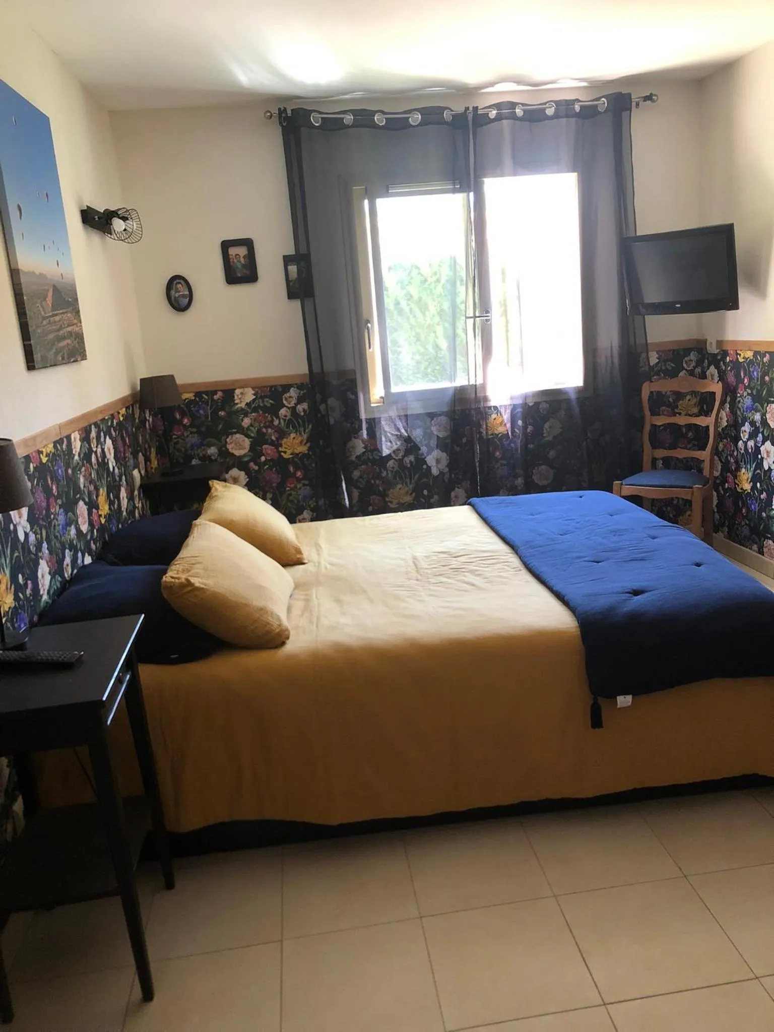 Bed in Au bord de l eau