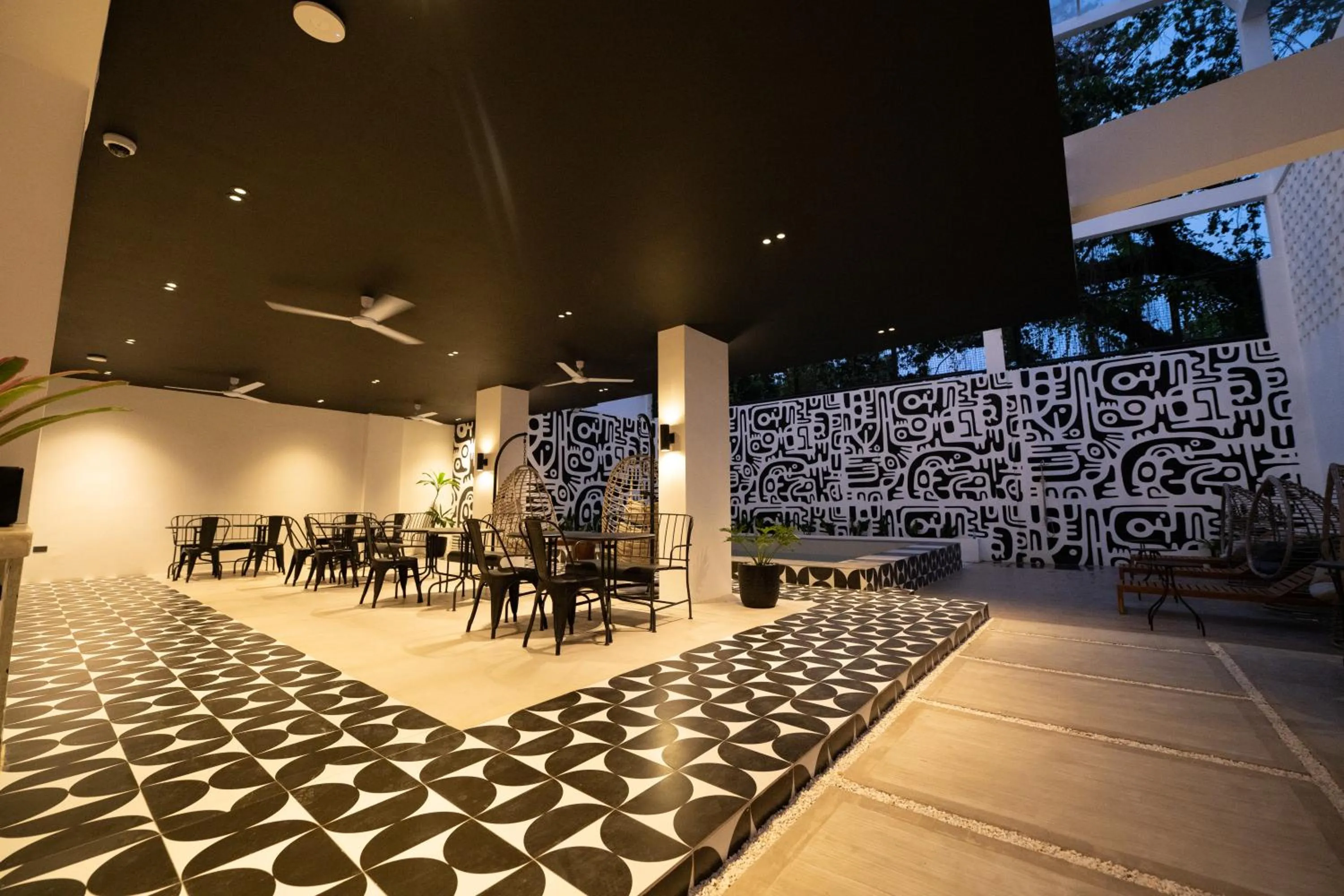 Restaurant/places to eat in 3BU Hostel La Union