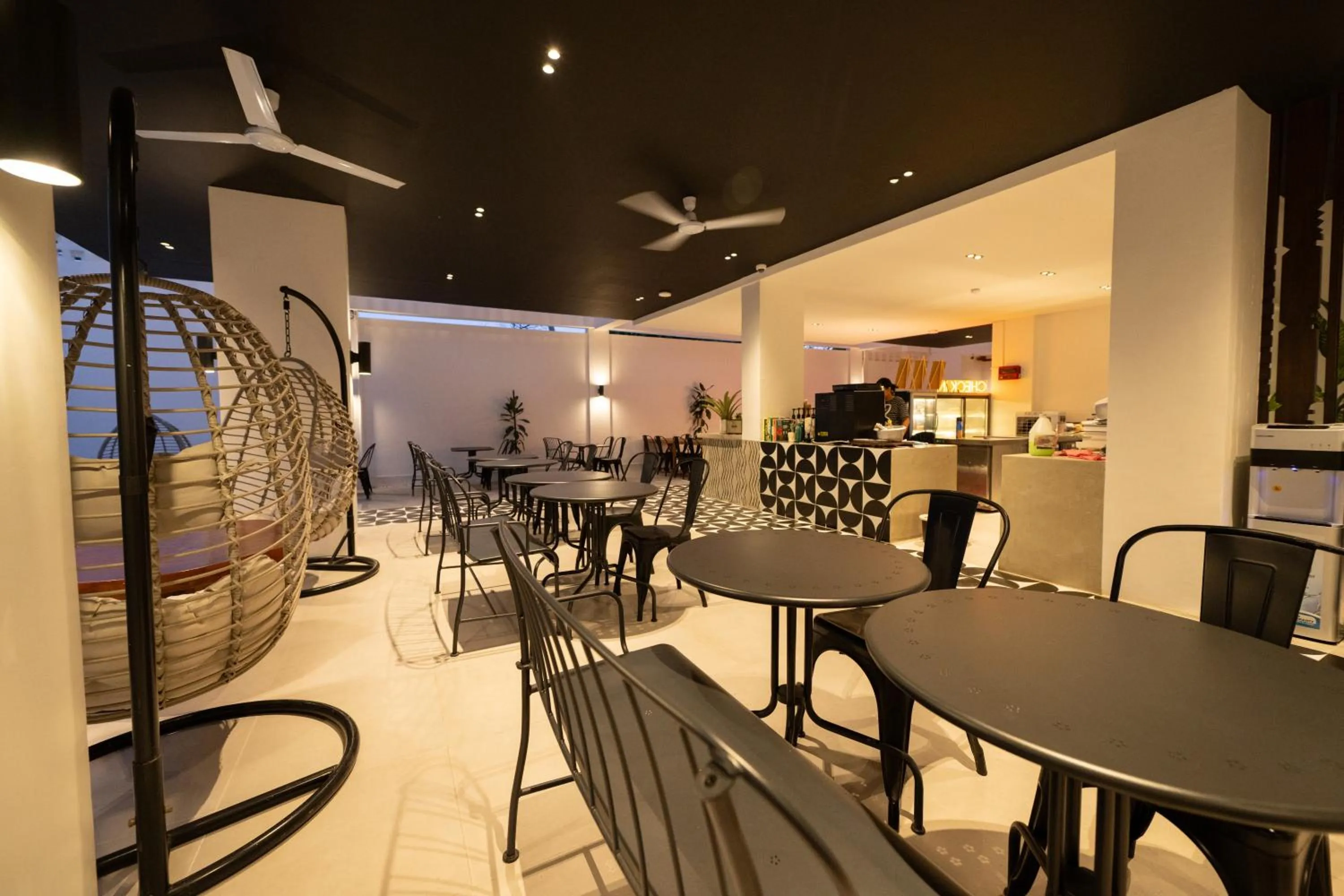 Restaurant/places to eat in 3BU Hostel La Union