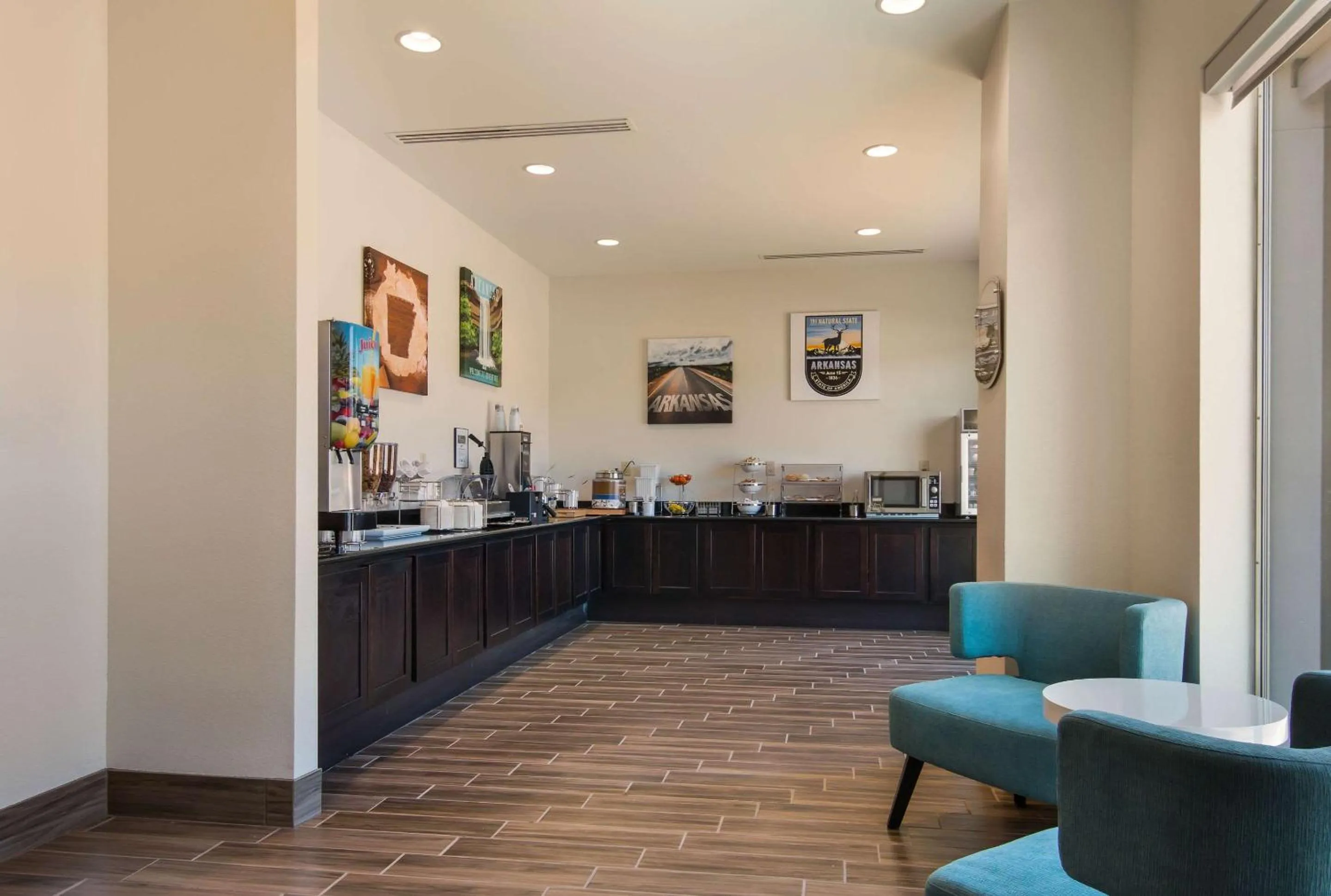 Restaurant/places to eat in Sleep Inn East Camden