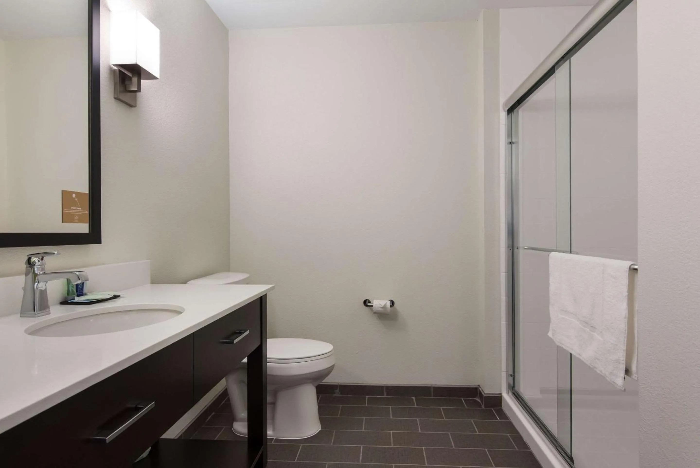 Photo of the whole room in Sleep Inn East Camden