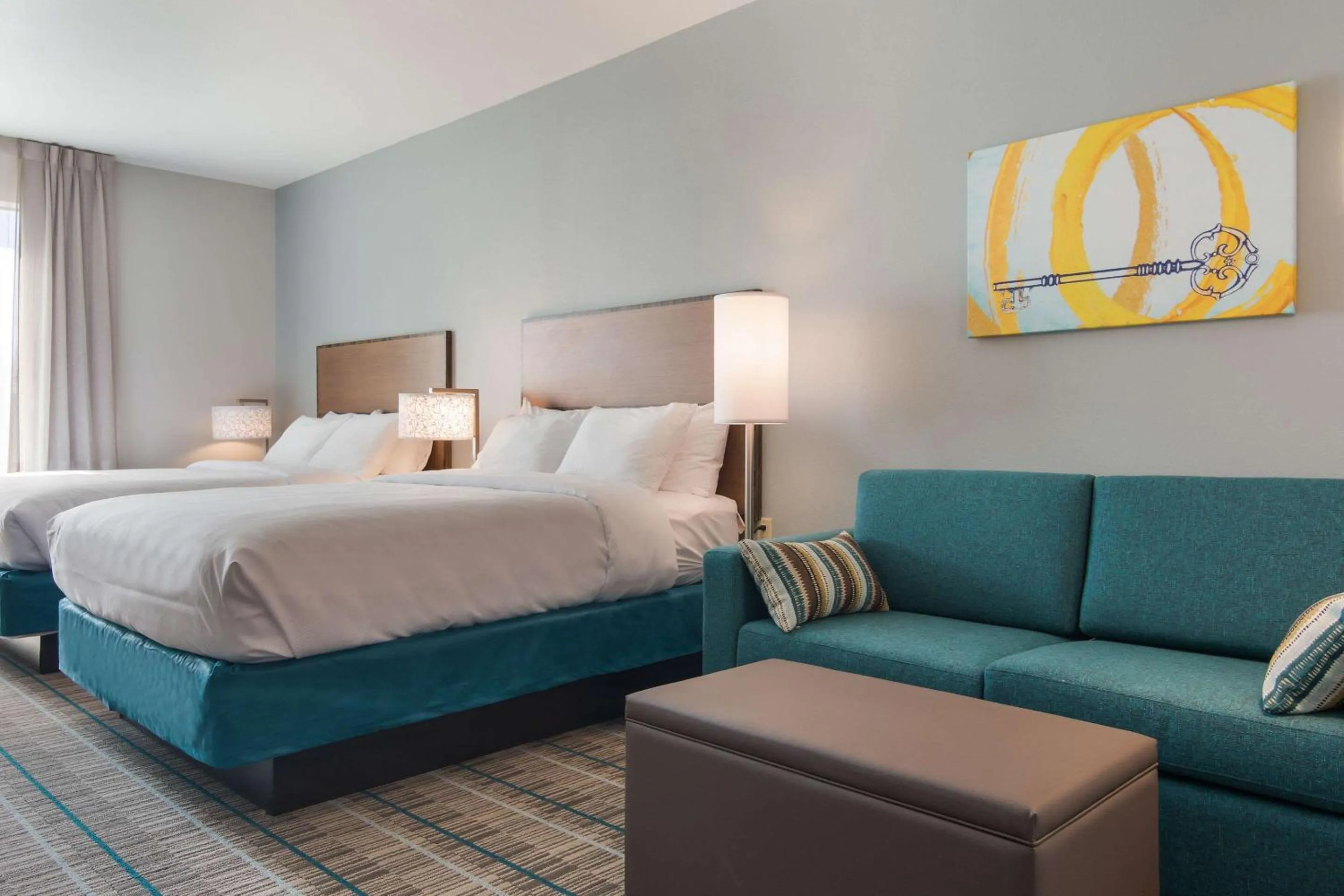 Photo of the whole room, Bed in MainStay Suites East Camden