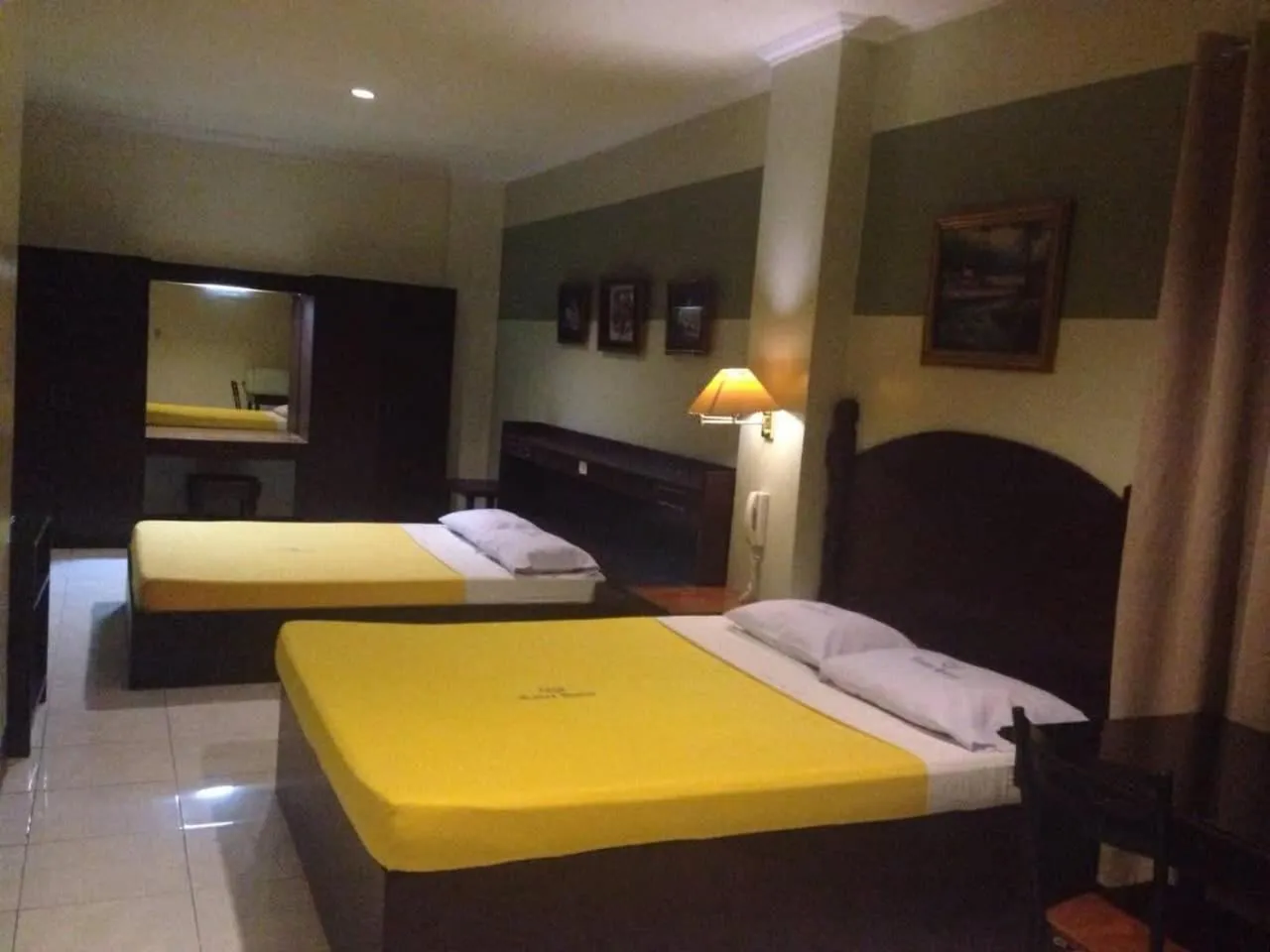 Bed in ROLET HOTEL