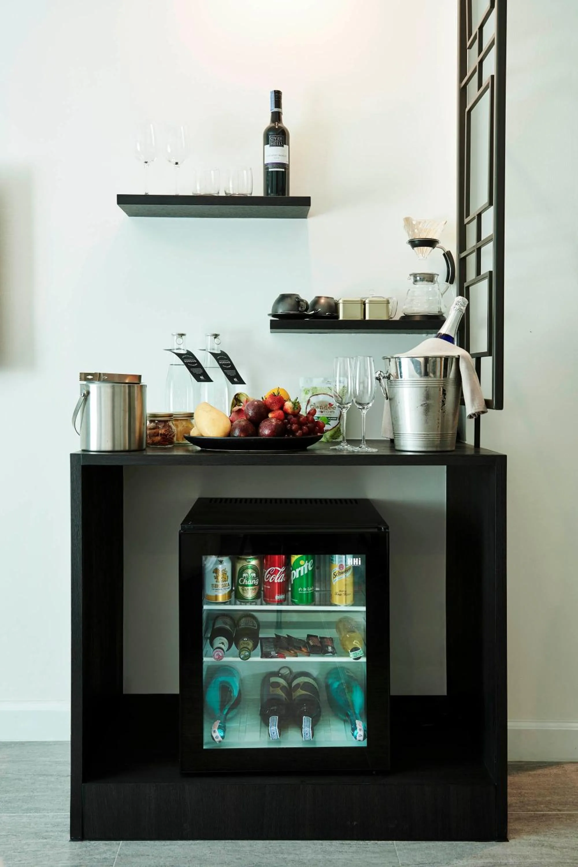 Kitchen or kitchenette in Villa De Pranakorn