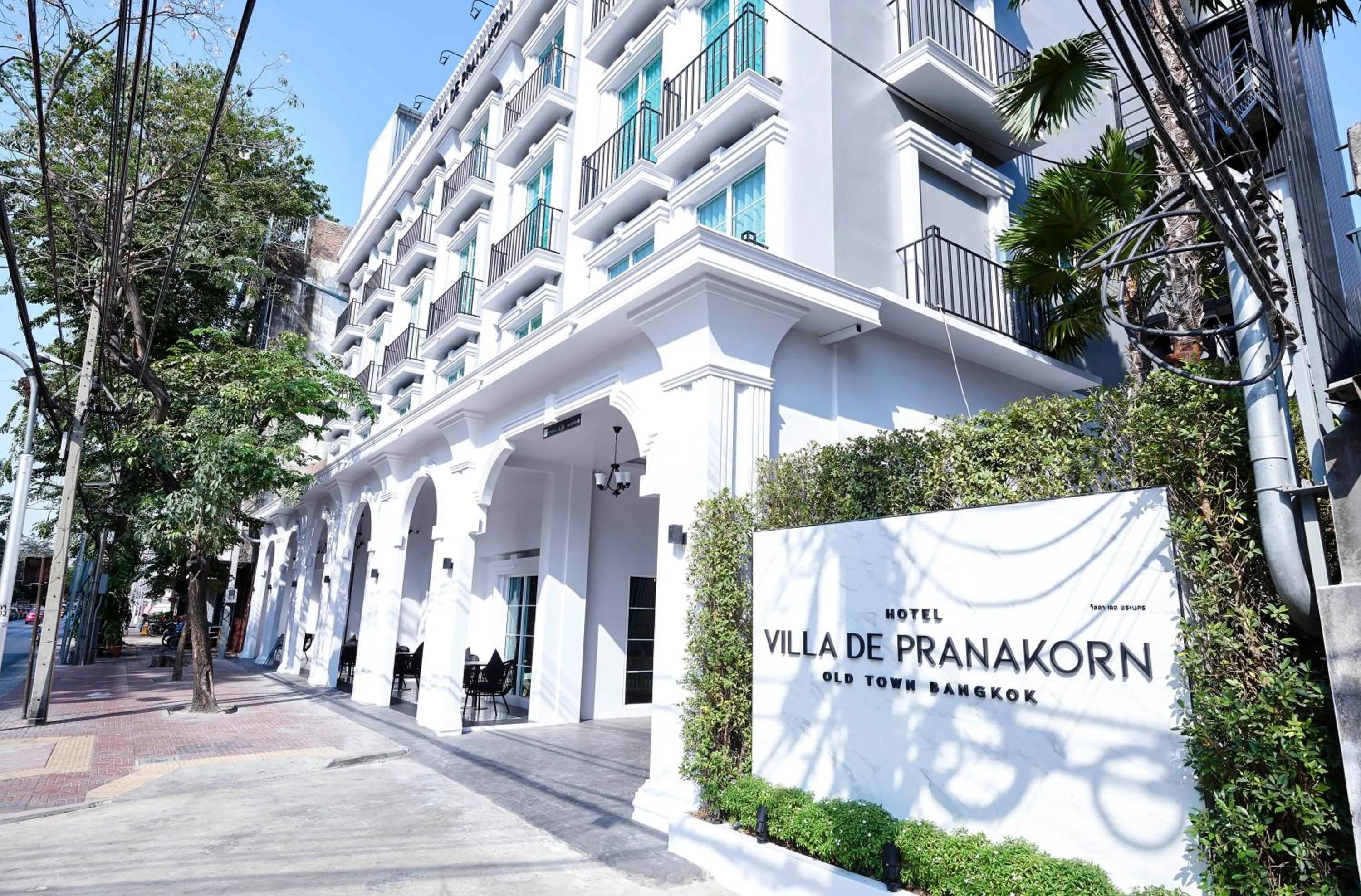 Property building in Villa De Pranakorn