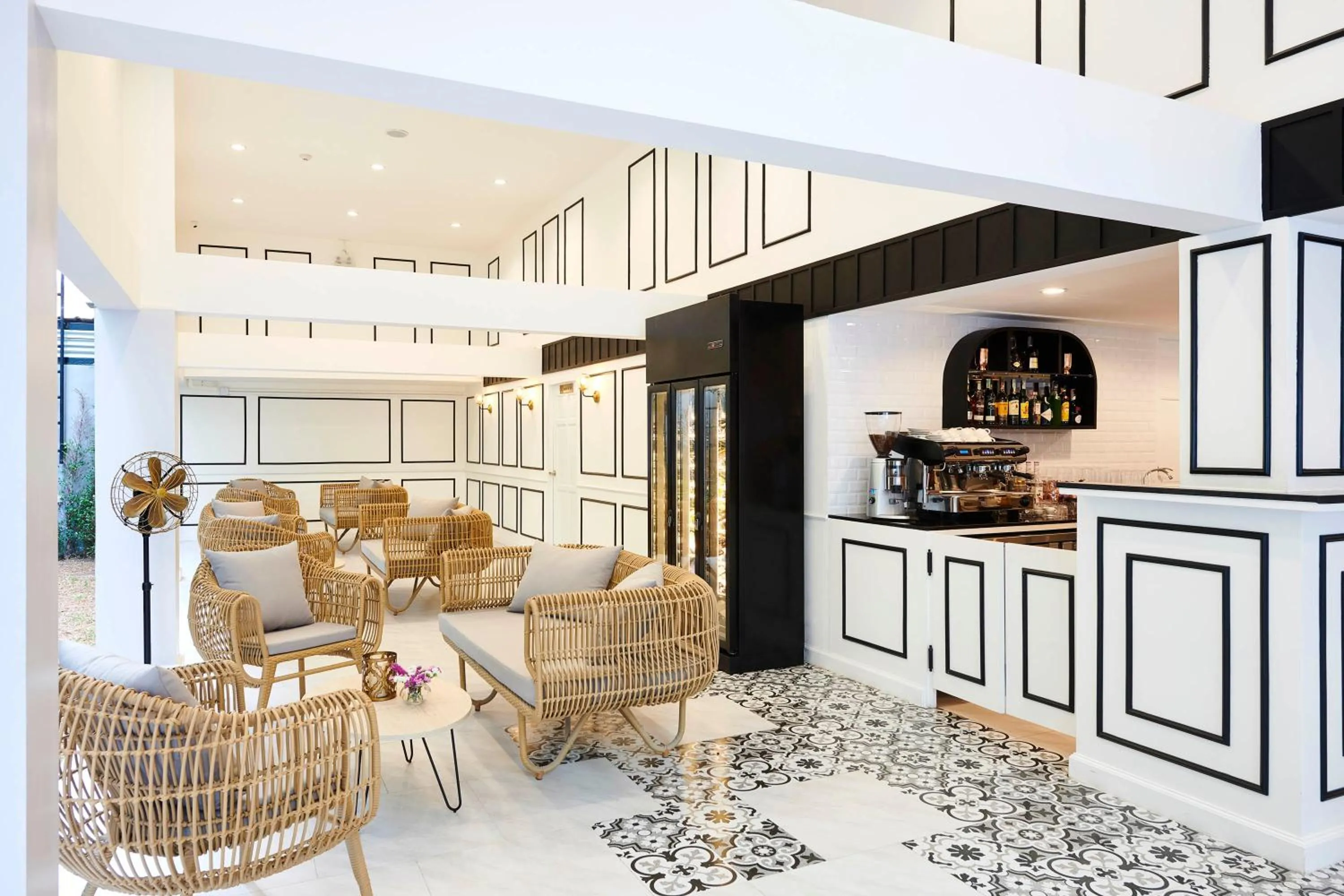 Lounge or bar in Villa De Pranakorn