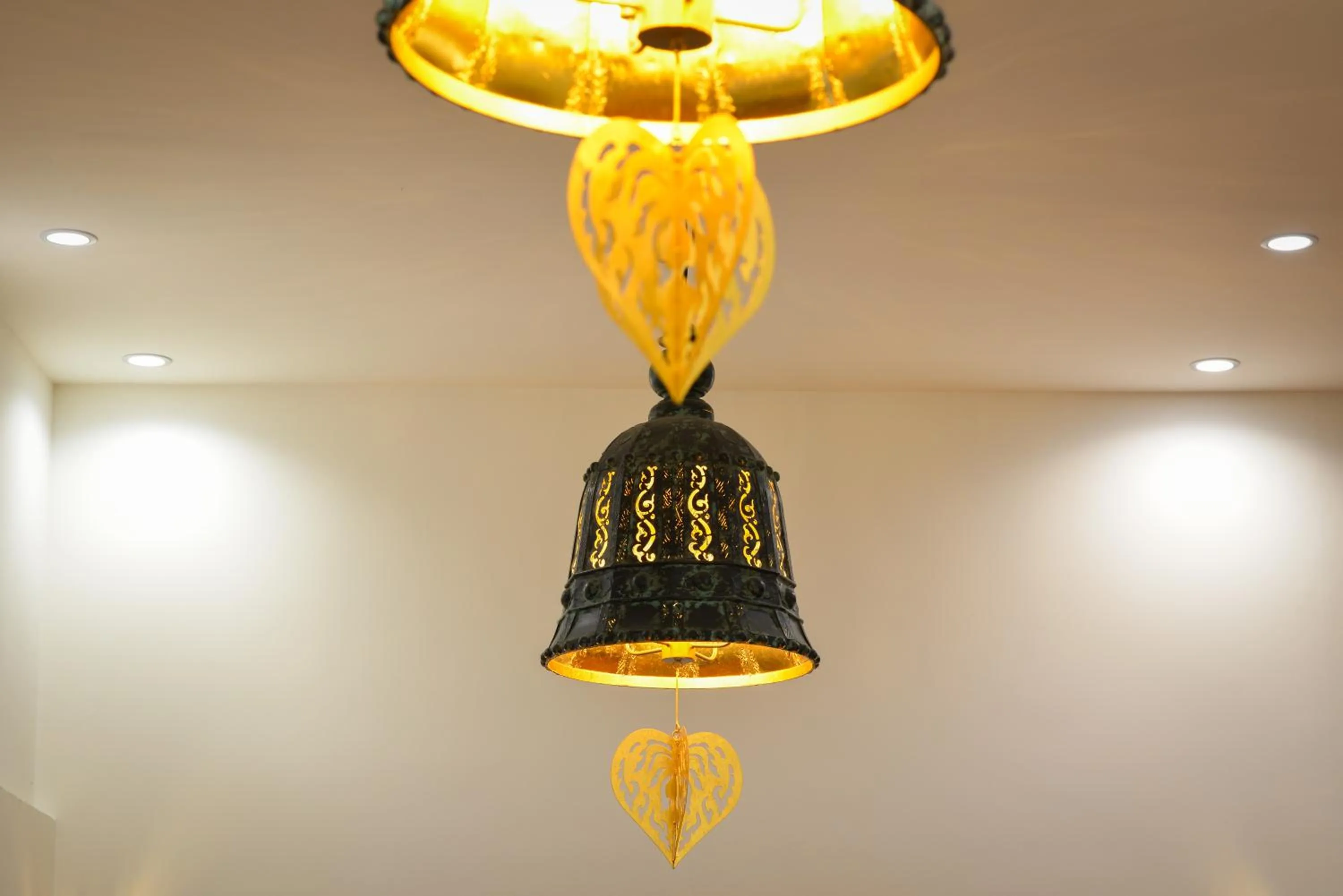 Restaurant/places to eat in Villa De Pranakorn