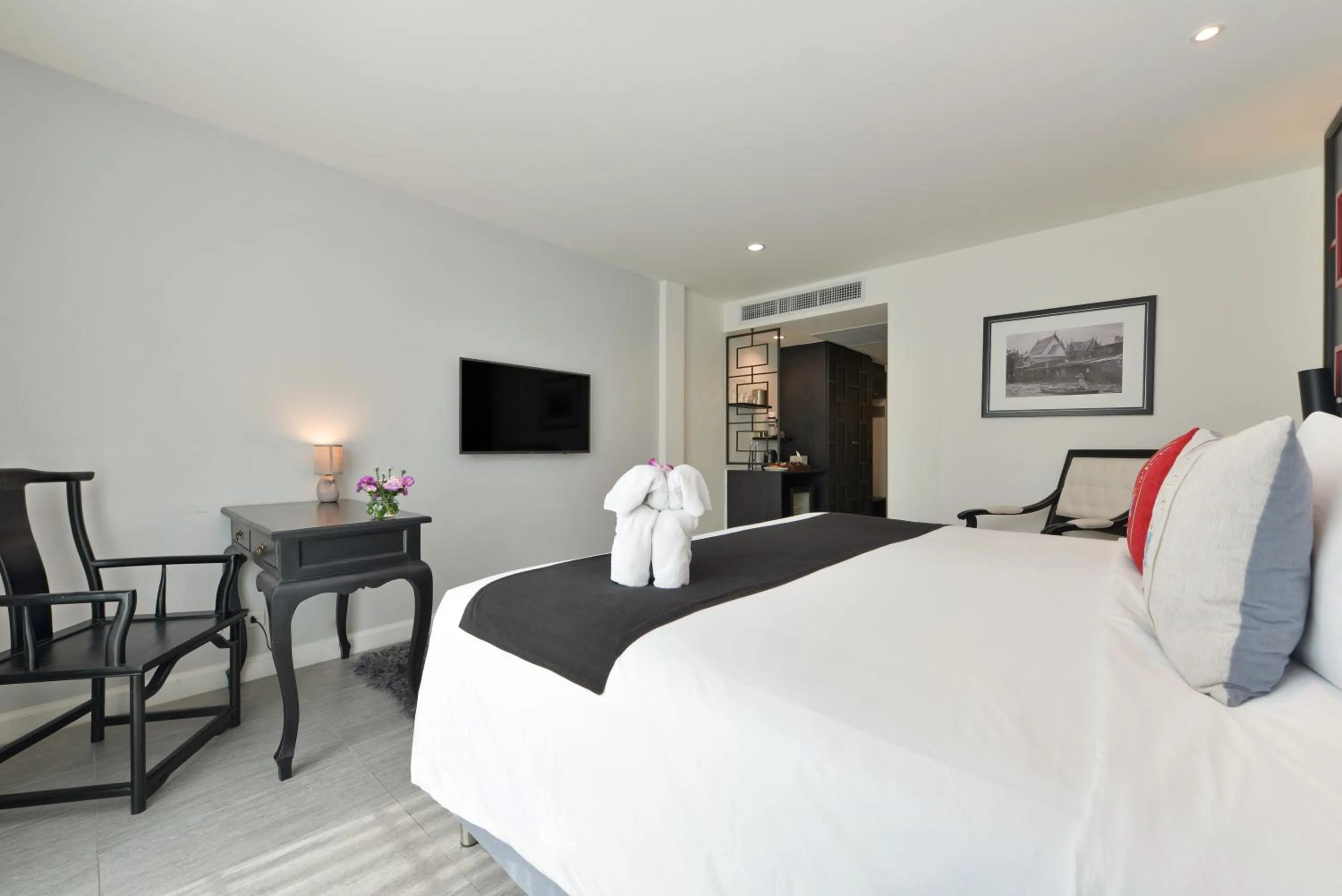 Bed in Villa De Pranakorn