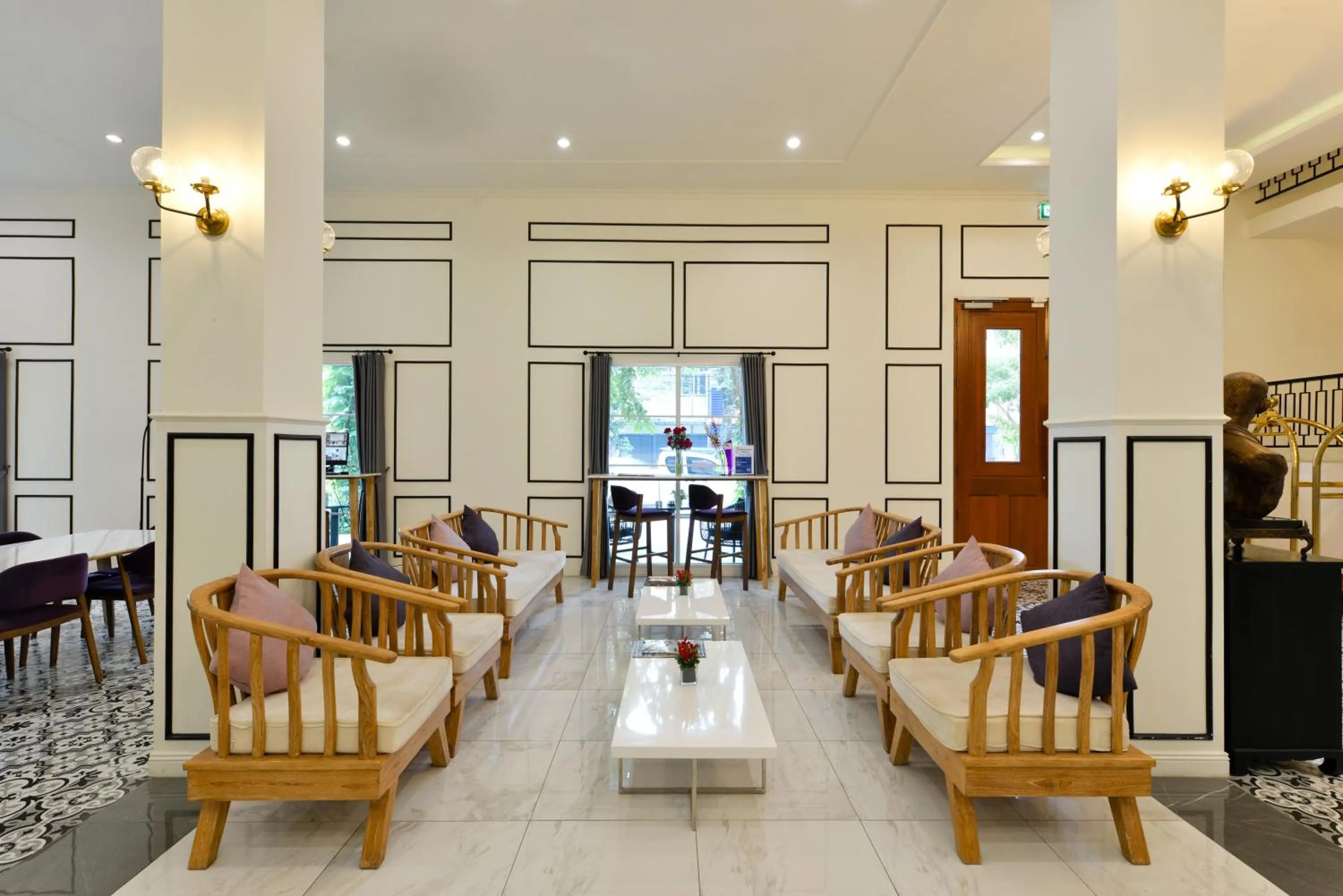 Lobby or reception in Villa De Pranakorn