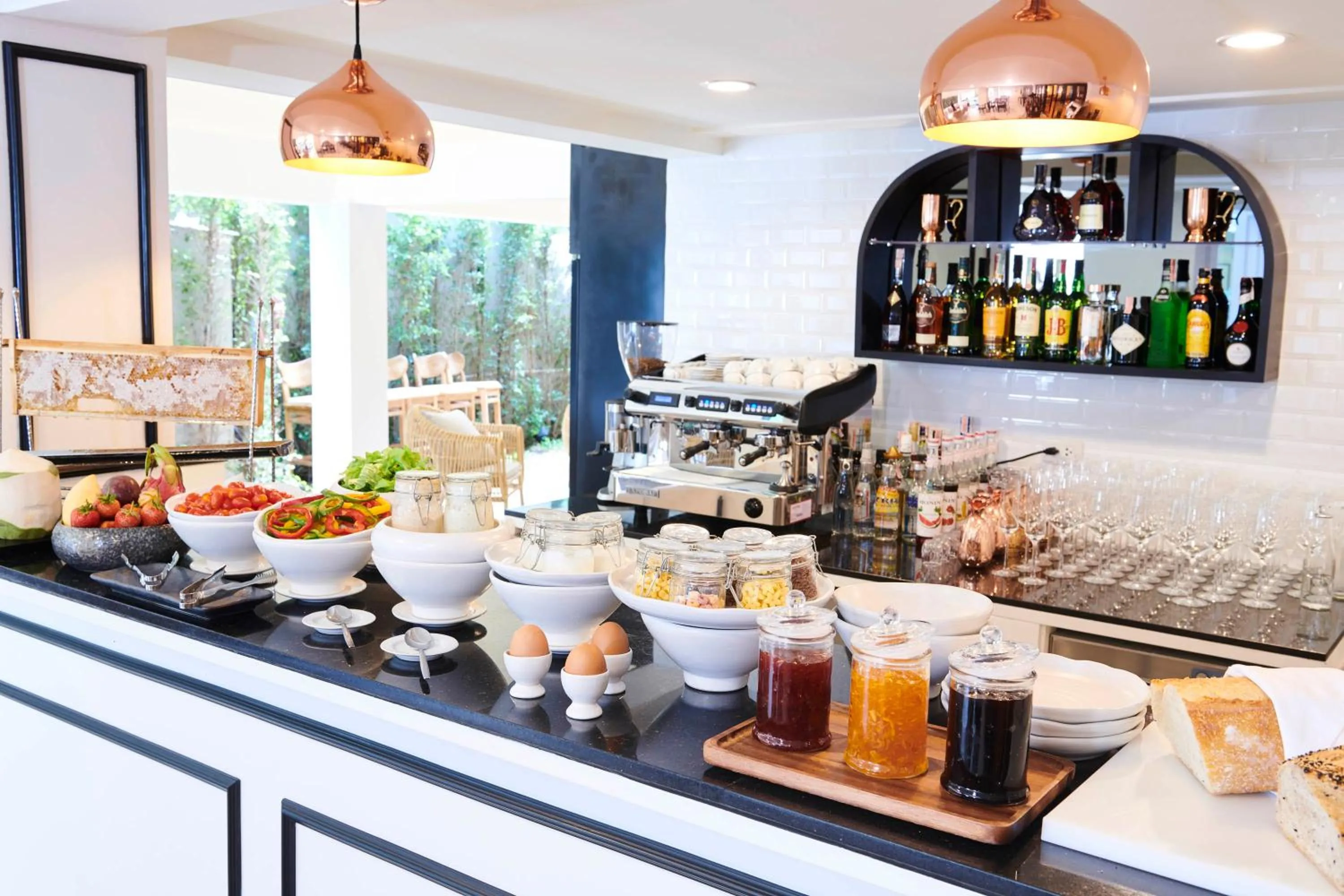 Breakfast in Villa De Pranakorn