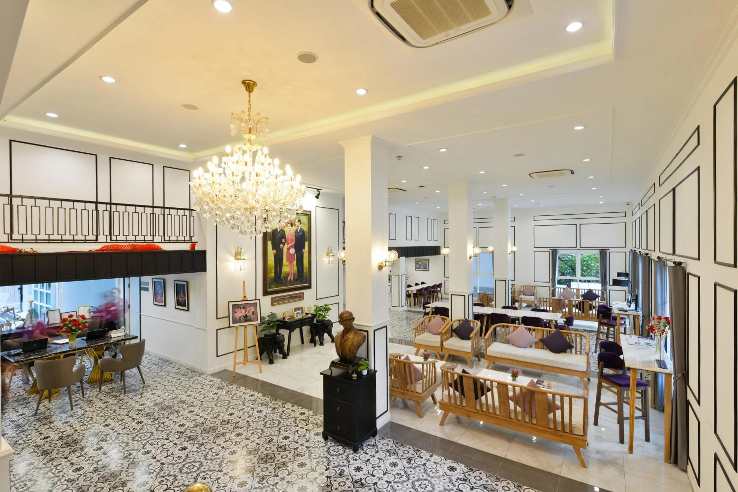 Lobby or reception in Villa De Pranakorn