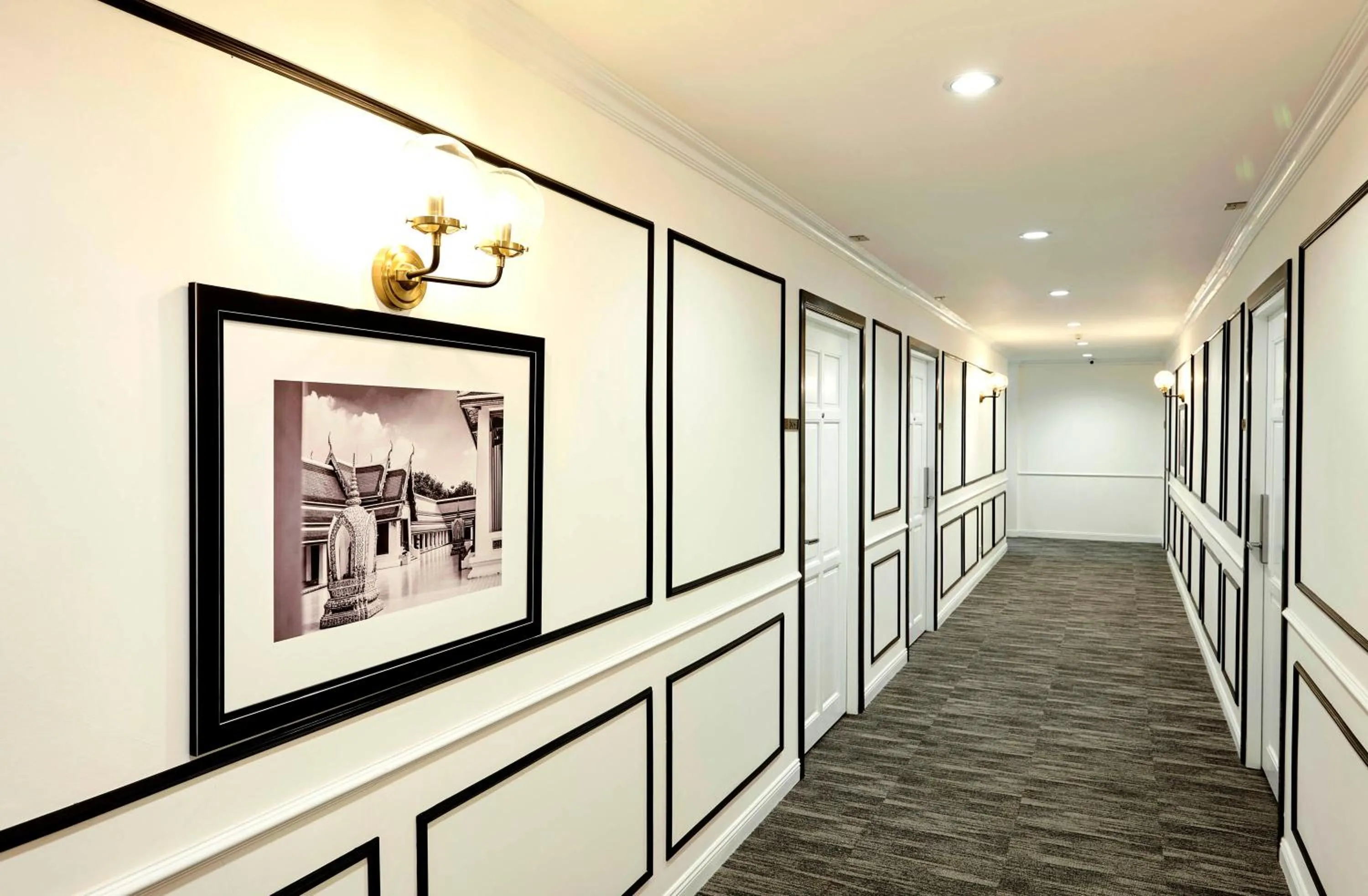 Property building in Villa De Pranakorn