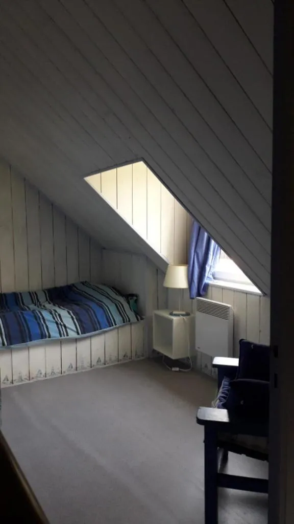 Bedroom, Bed in Gîtes Manoir du Buquet