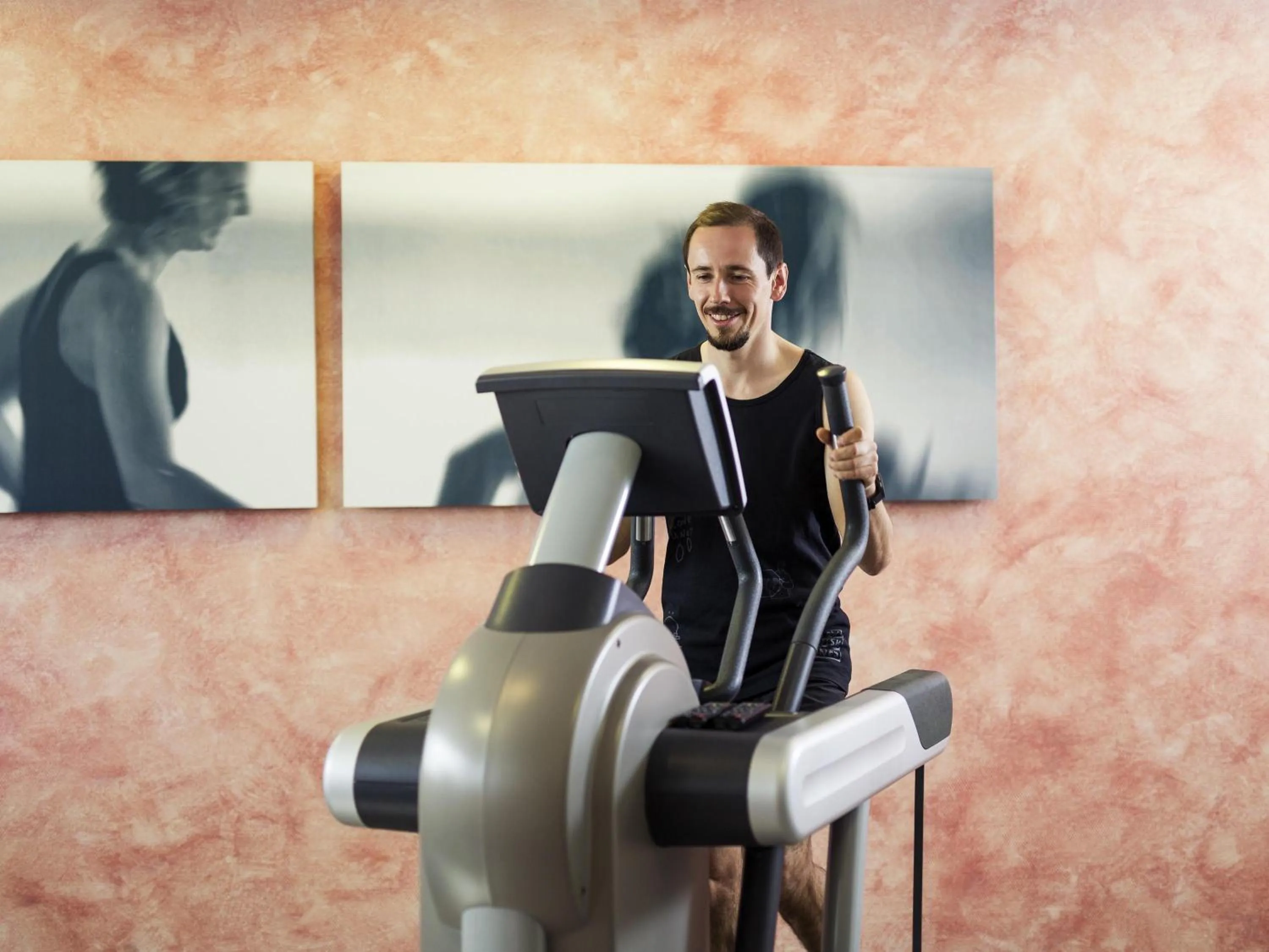 Fitness centre/facilities in Novotel Düsseldorf City West