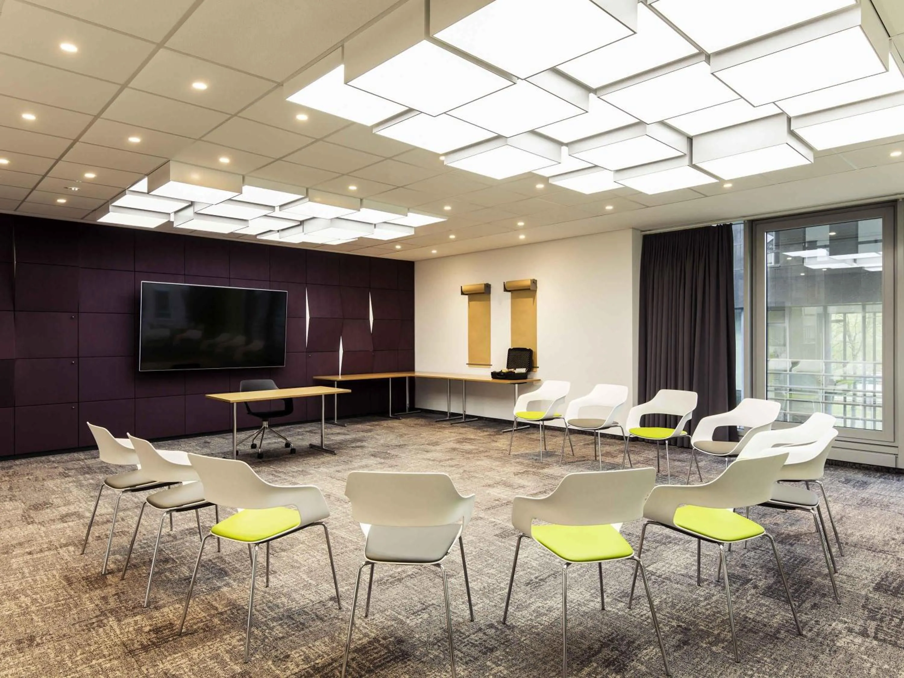 Meeting/conference room in Novotel Düsseldorf City West