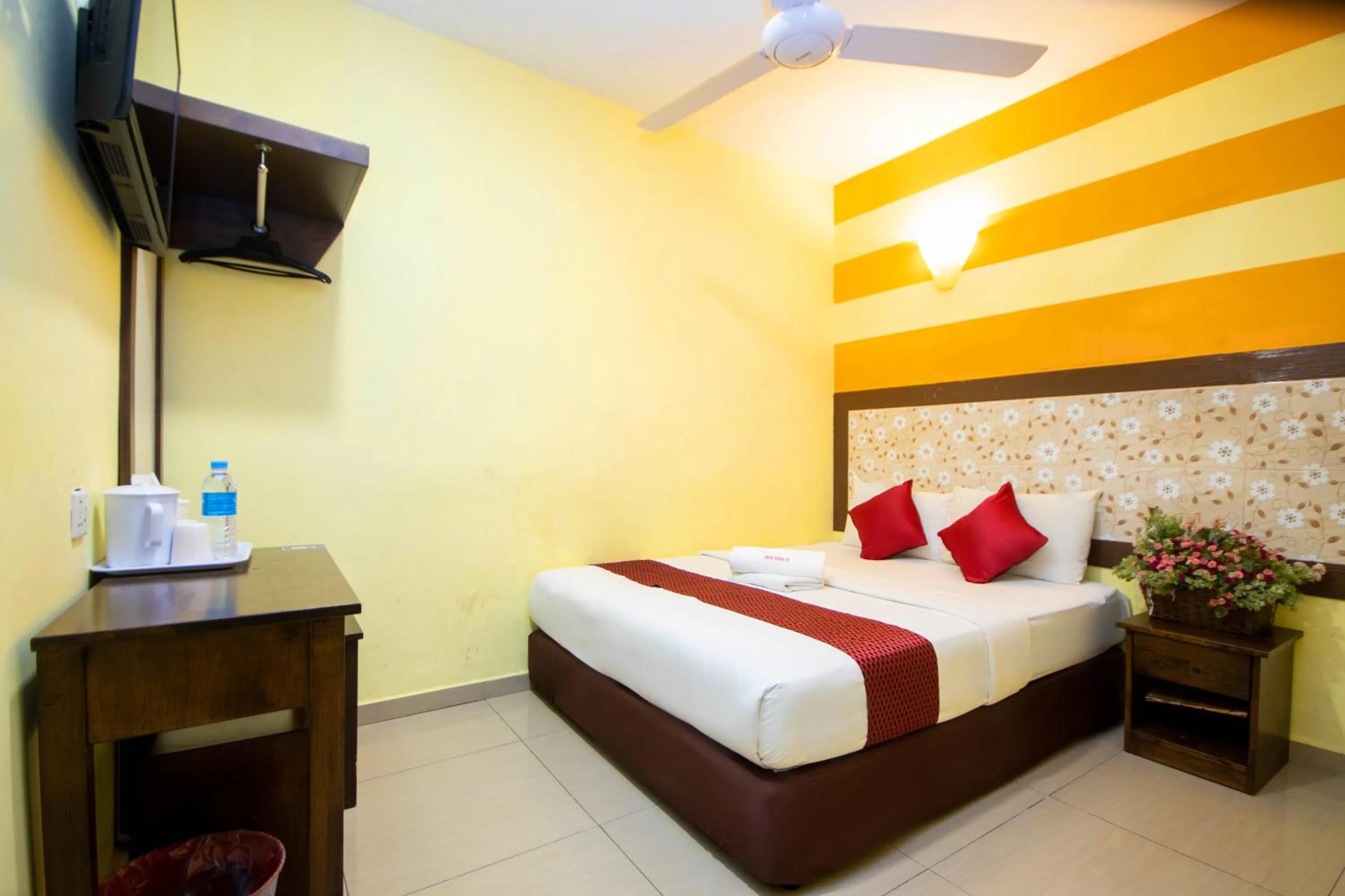 Bedroom, Bed in SUN INNS PERMAS JAYA