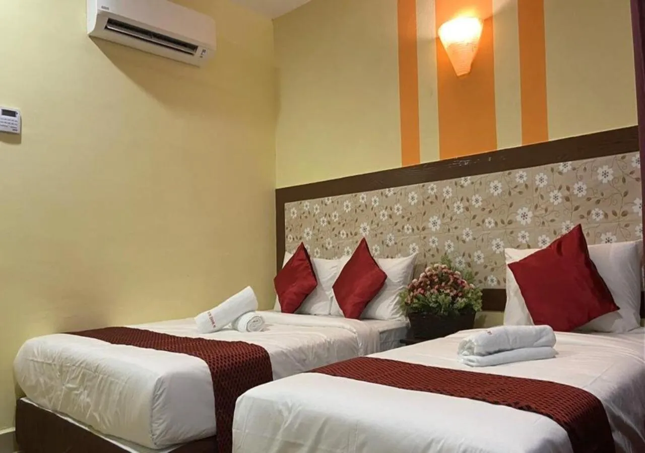 Food and drinks, Bed in SUN INNS PERMAS JAYA