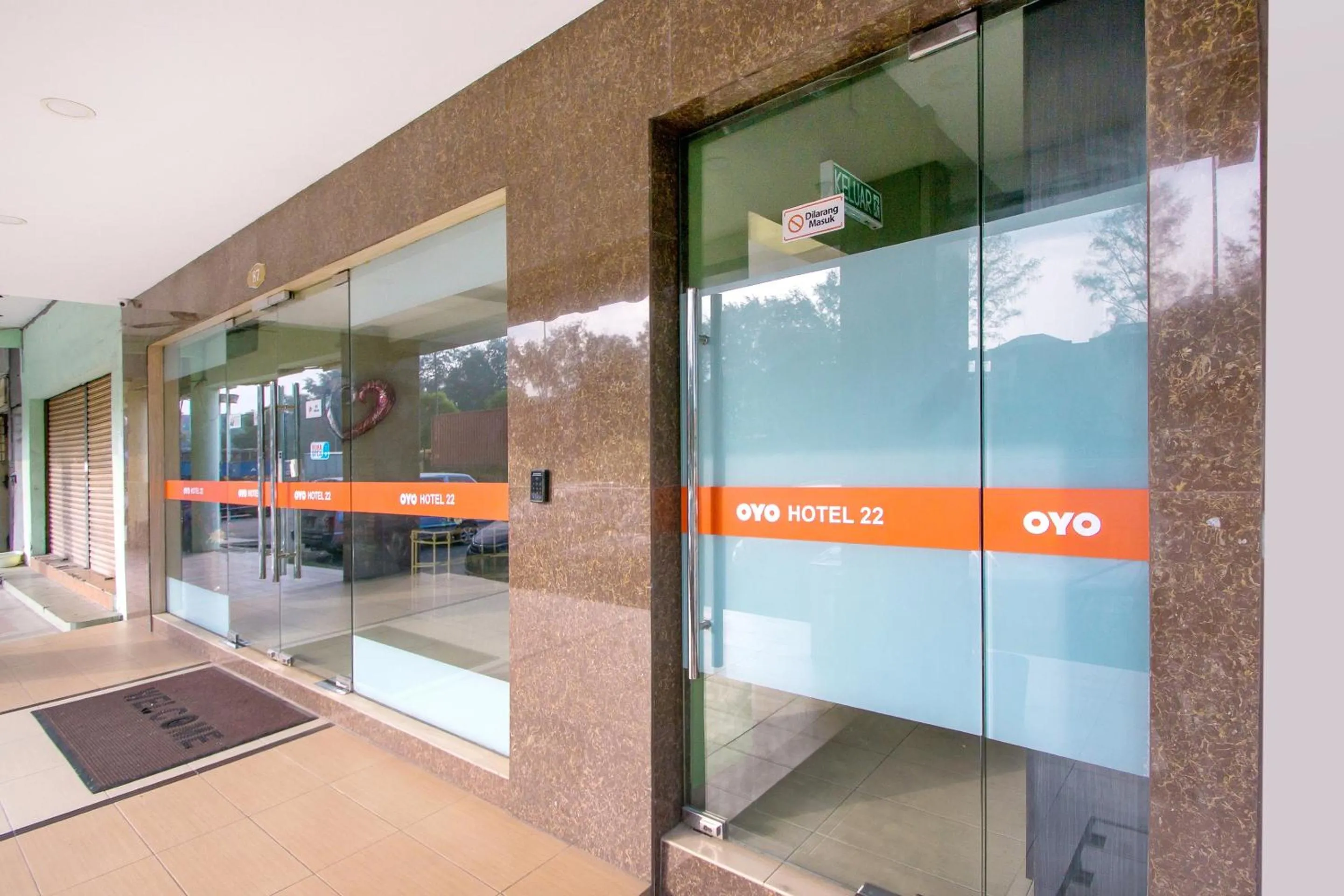 Facade/entrance in OYO 89842 Hotel 22, Northport