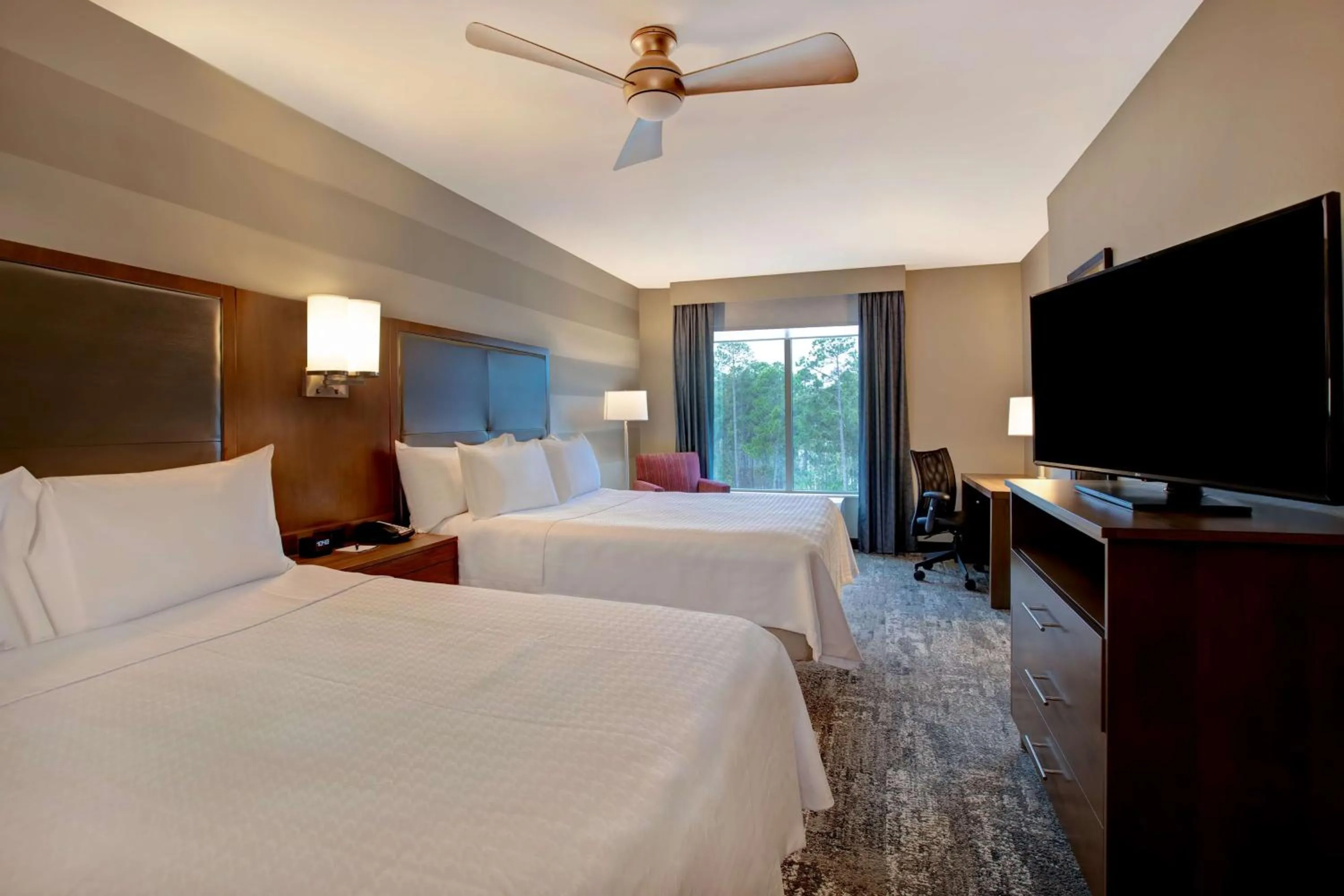 Bedroom, Bed in Homewood Suites By Hilton Summerville