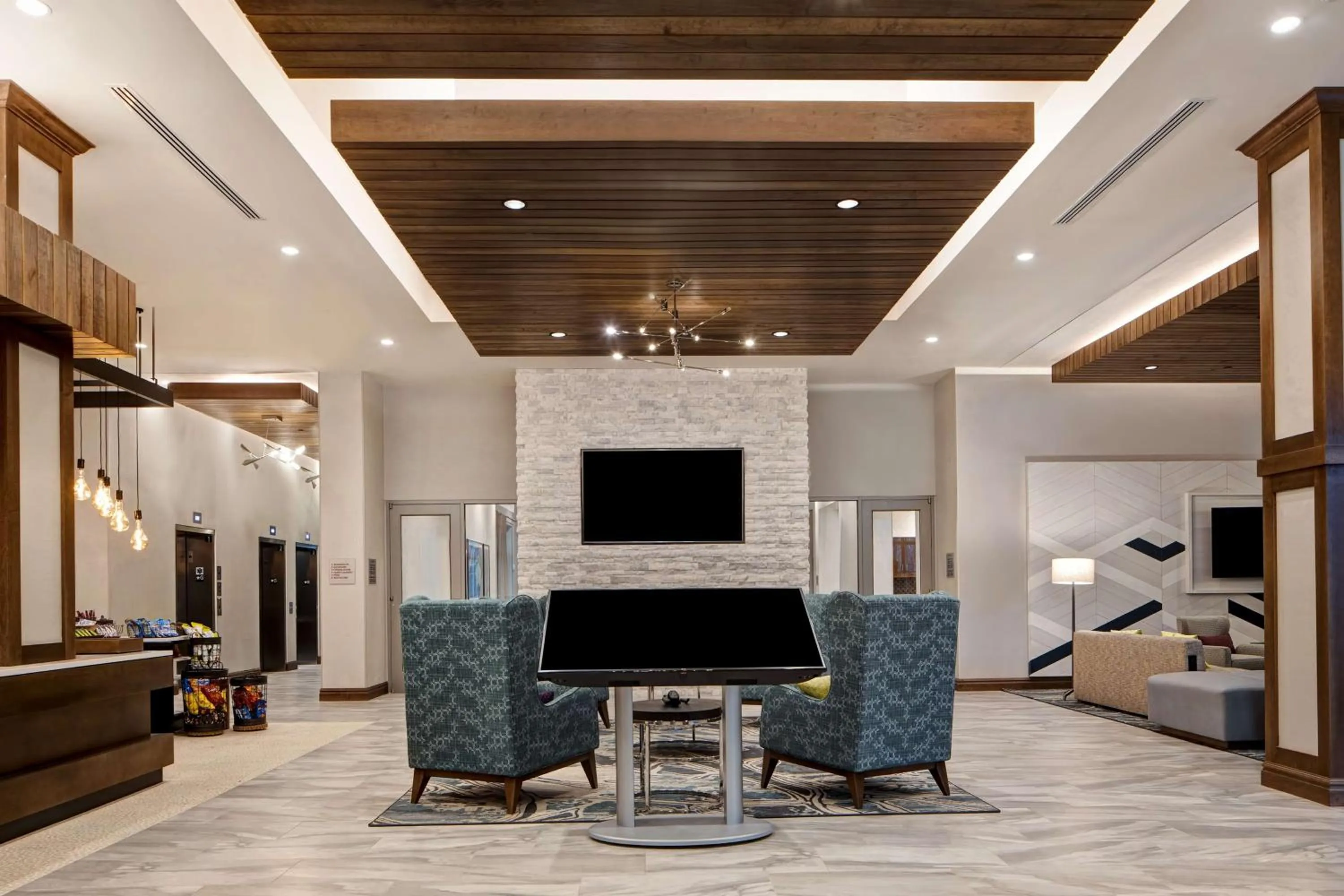 Lobby or reception in Homewood Suites By Hilton Summerville
