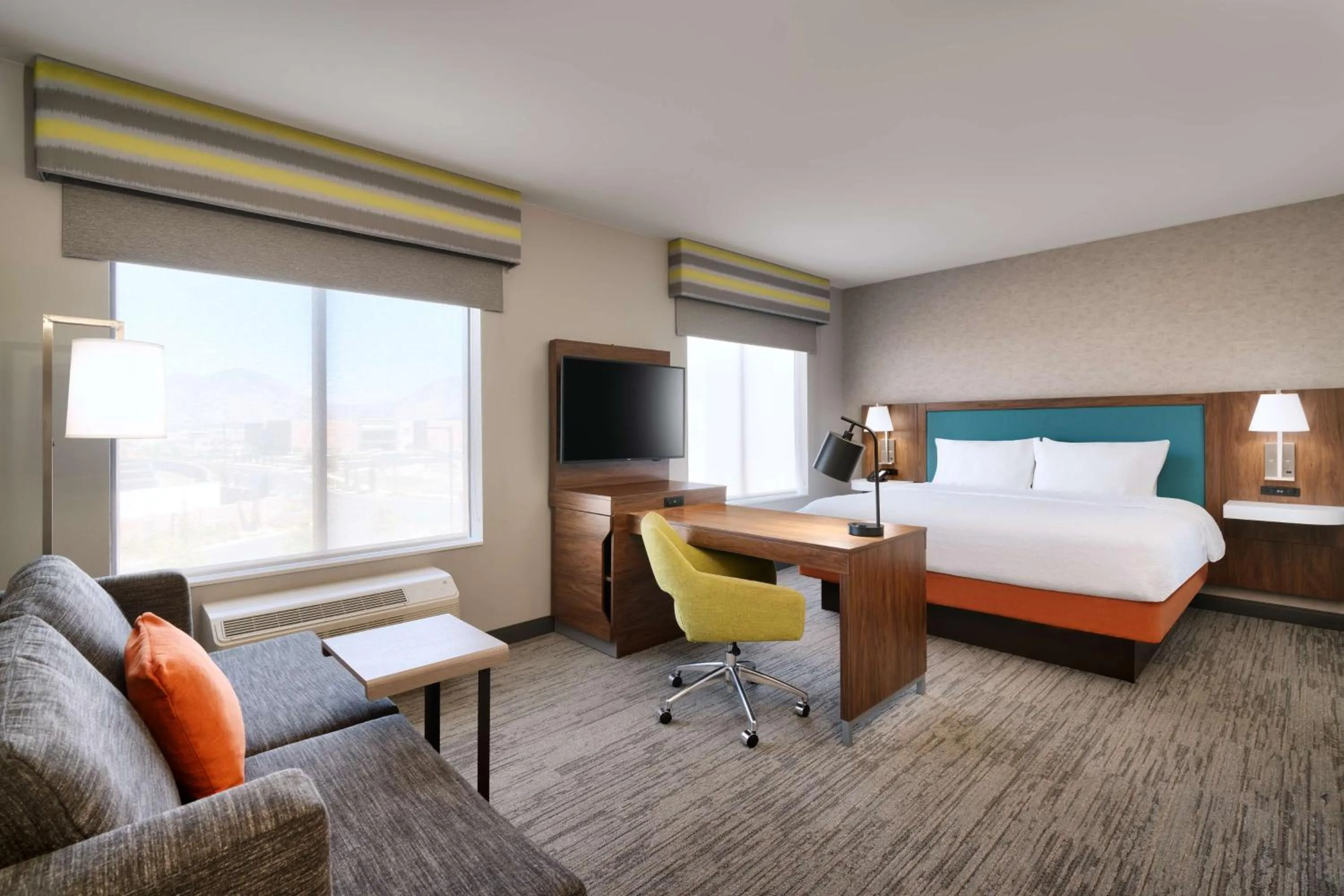 Bedroom, Bed in Hampton Inn & Suites Spanish Fork, Ut